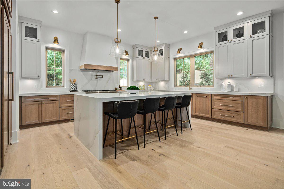 YORKTOWN - Residential
