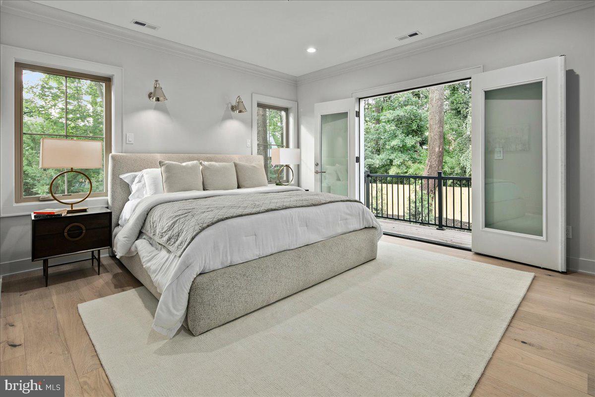 YORKTOWN - Residential