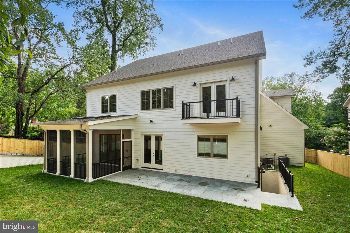 YORKTOWN - Residential