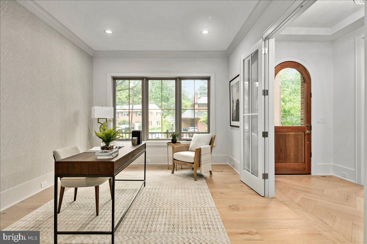 YORKTOWN - Residential