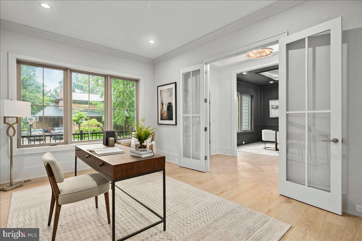 YORKTOWN - Residential