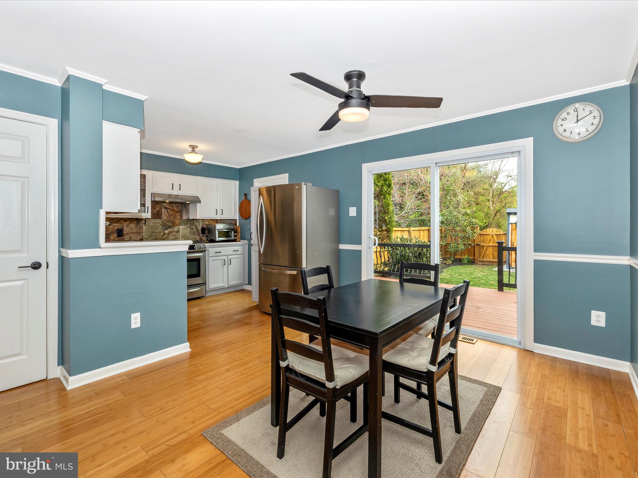 HILLCREST KNOLLS - Residential