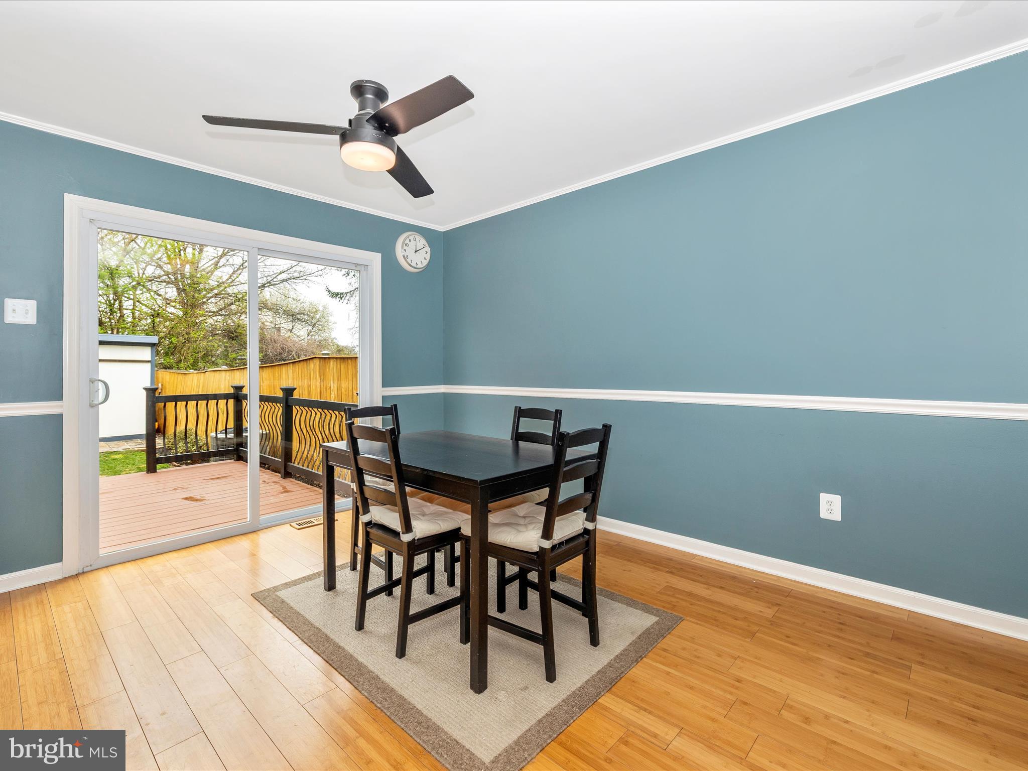 HILLCREST KNOLLS - Residential