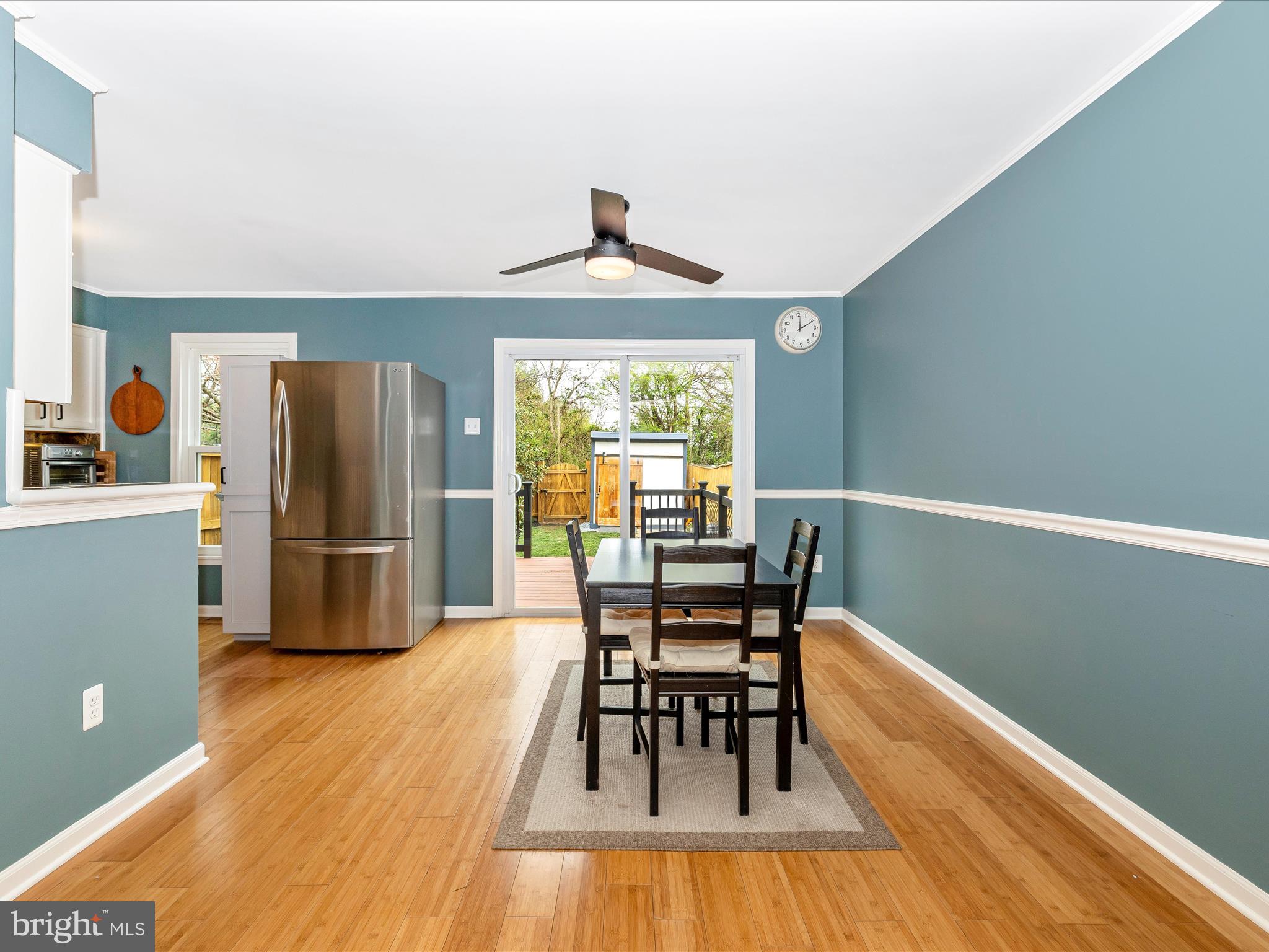 HILLCREST KNOLLS - Residential