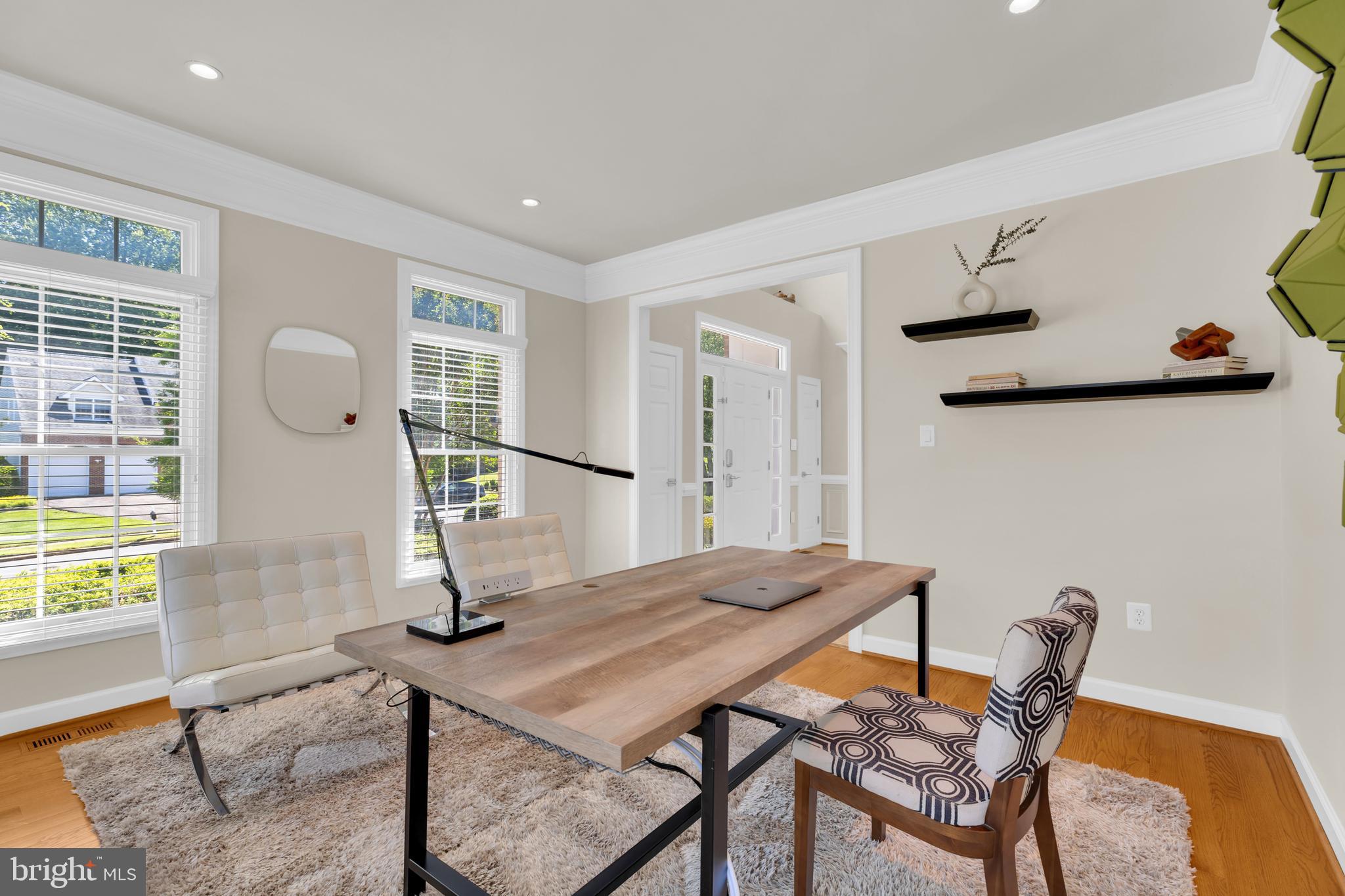HOLLY PARK - Residential
