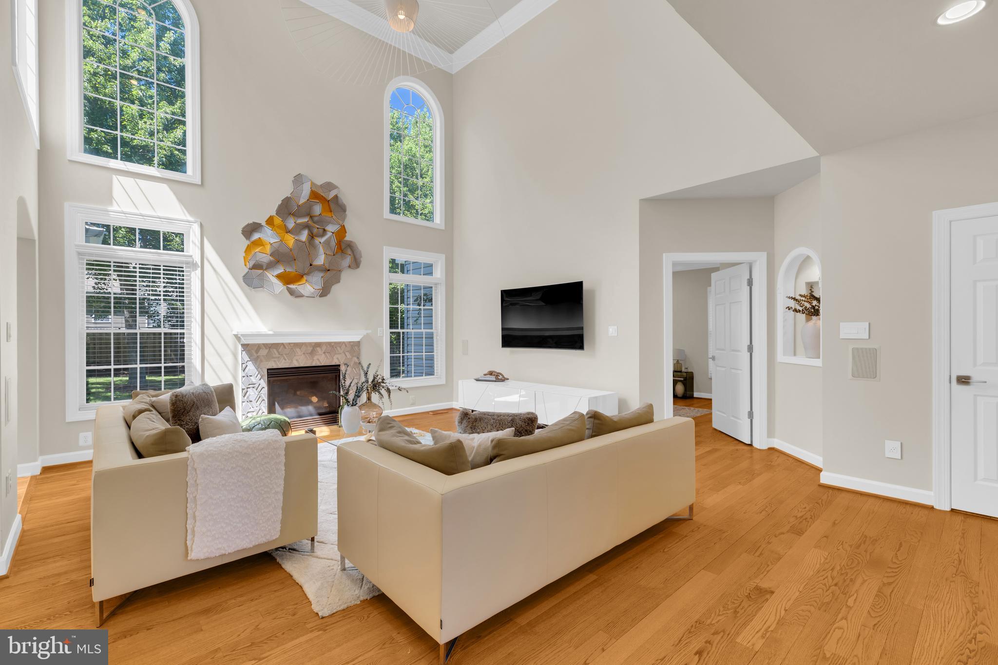 HOLLY PARK - Residential
