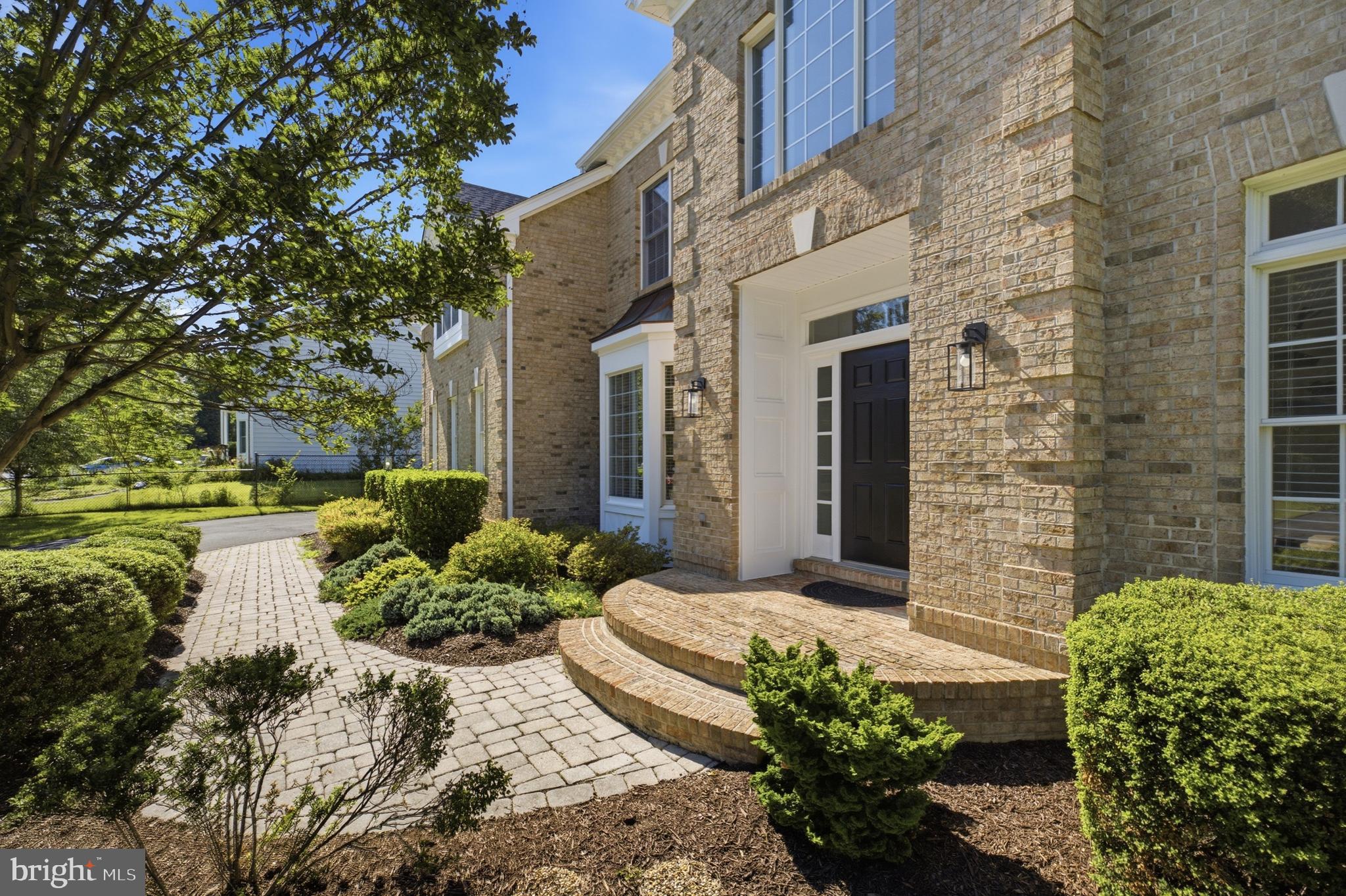 HOLLY PARK - Residential
