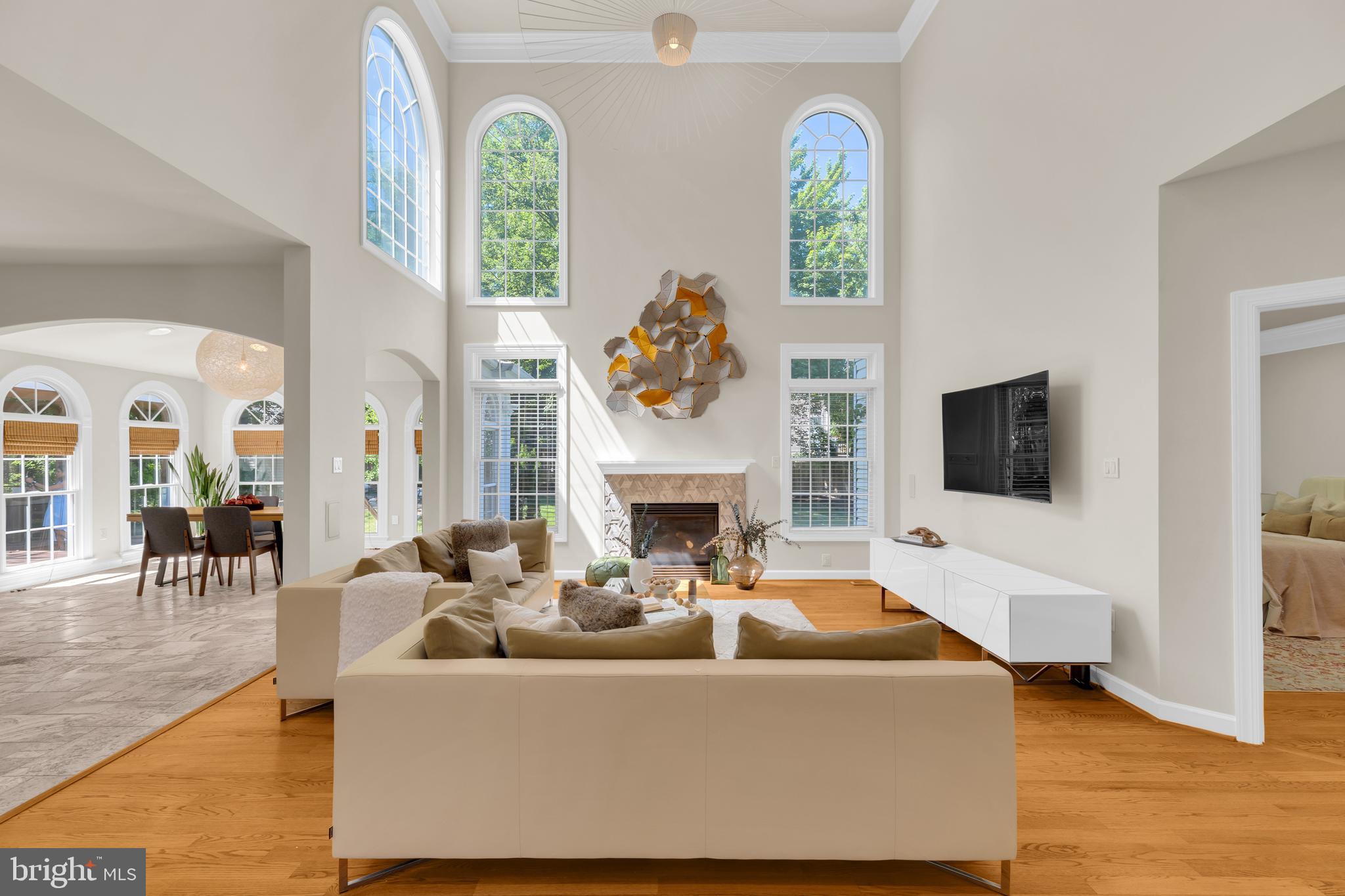 HOLLY PARK - Residential