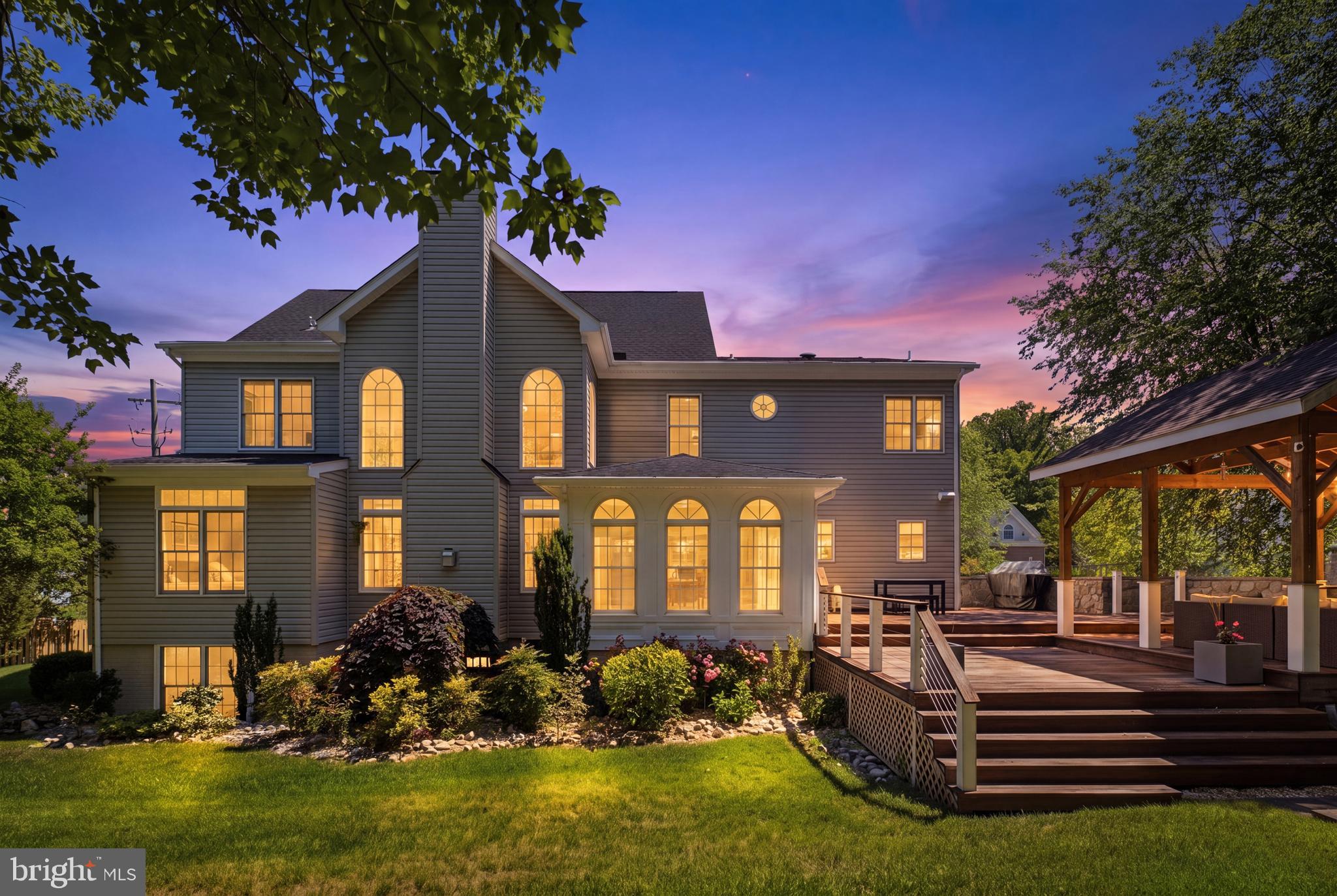 HOLLY PARK - Residential