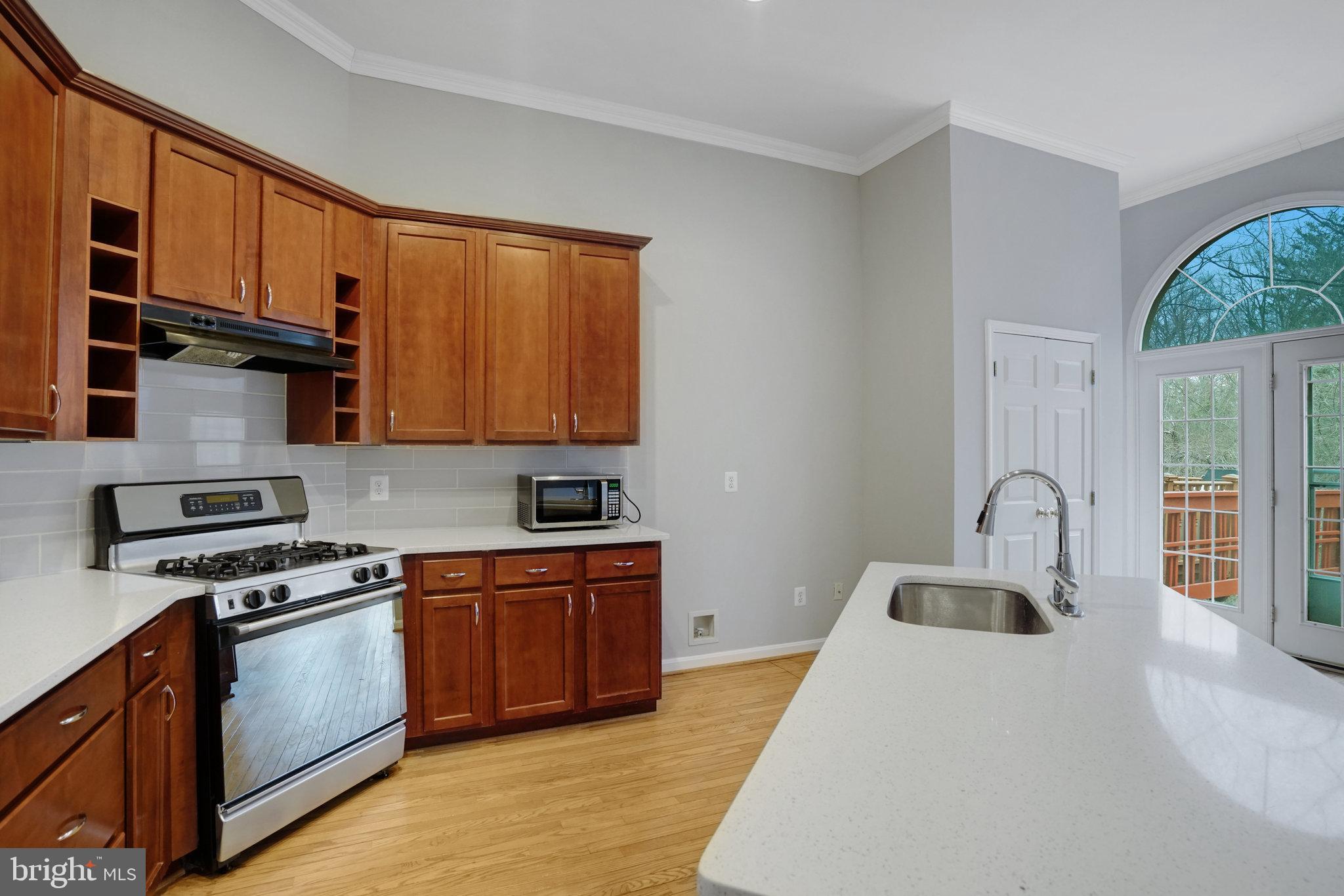 ISLAND CREEK - Residential