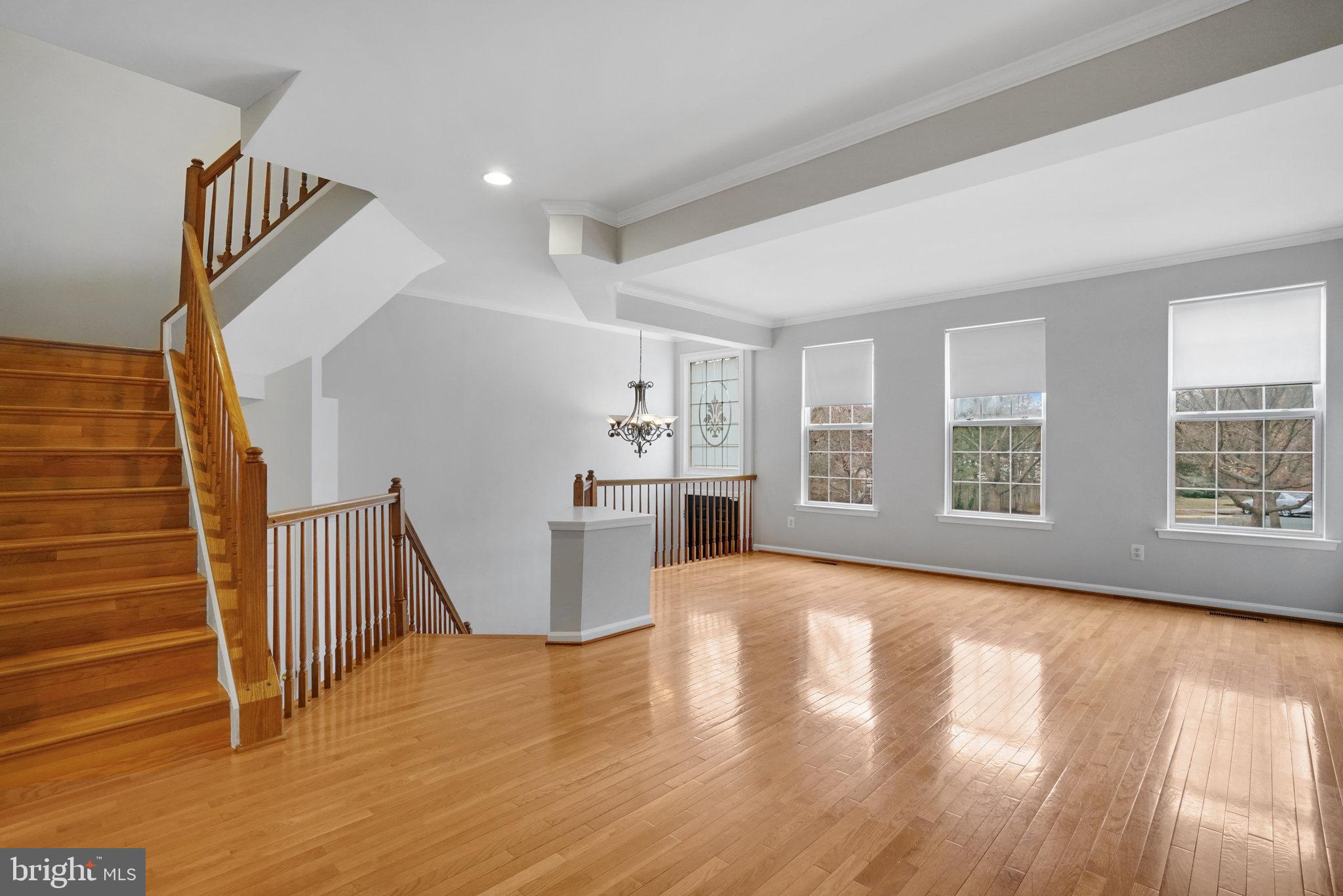 ISLAND CREEK - Residential
