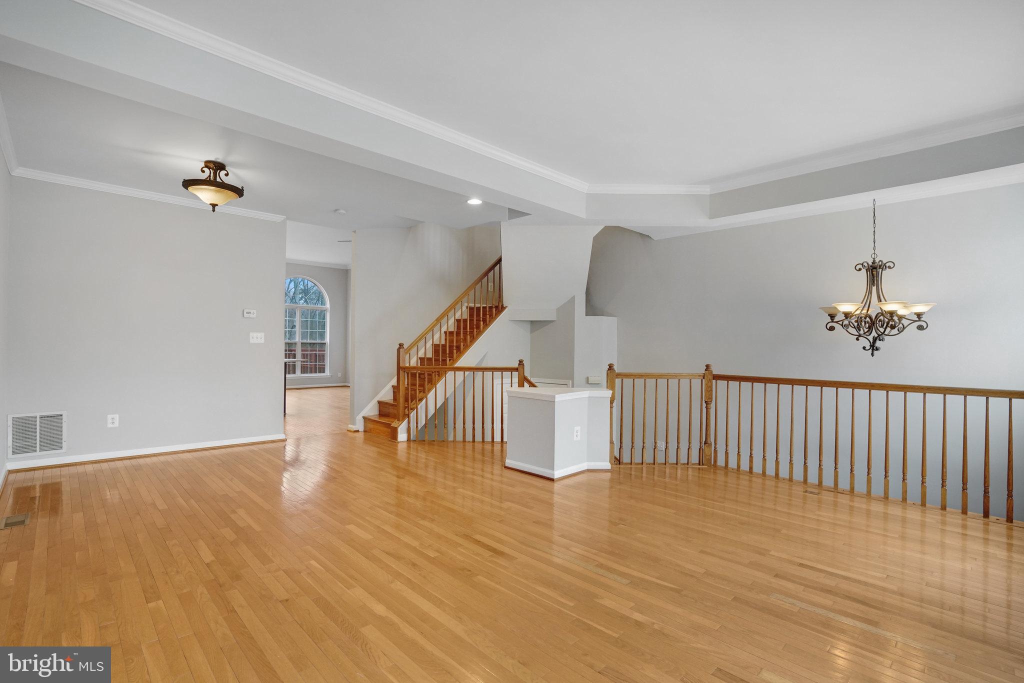 ISLAND CREEK - Residential