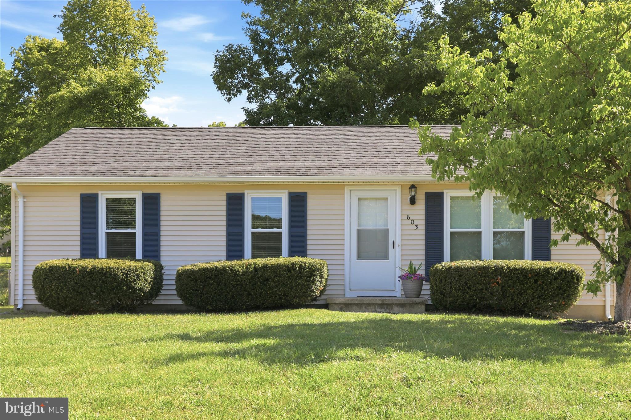 HENSEL STONE WOODS - Residential
