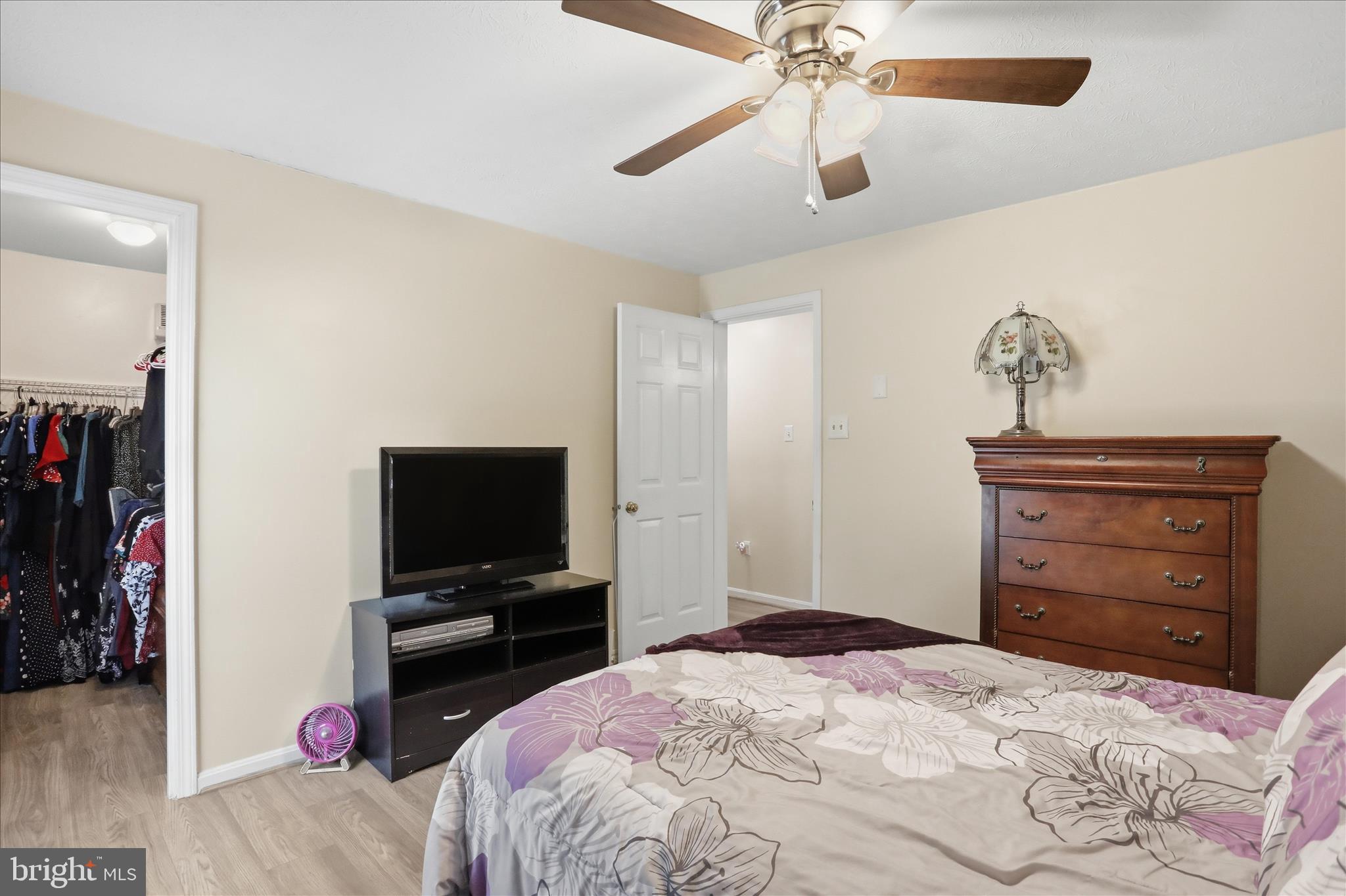 HENSEL STONE WOODS - Residential