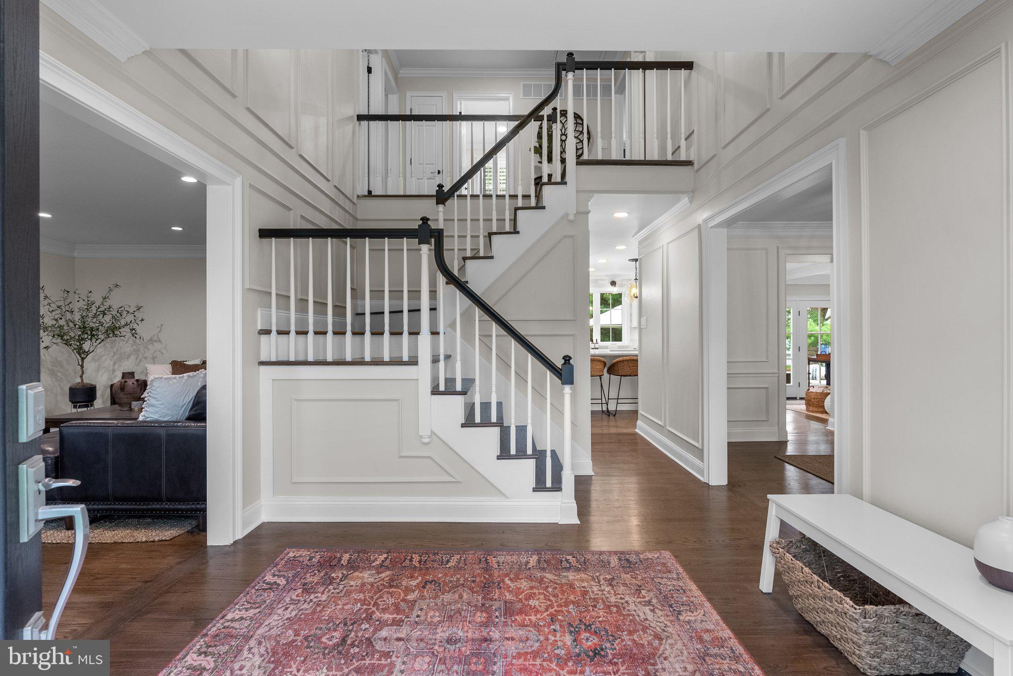 RIVER KNOLL - Residential