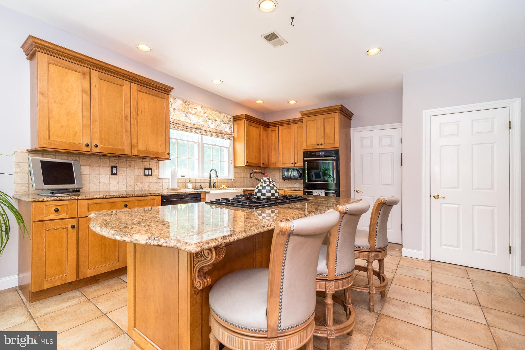 GWYNEDD KNOLL - Residential