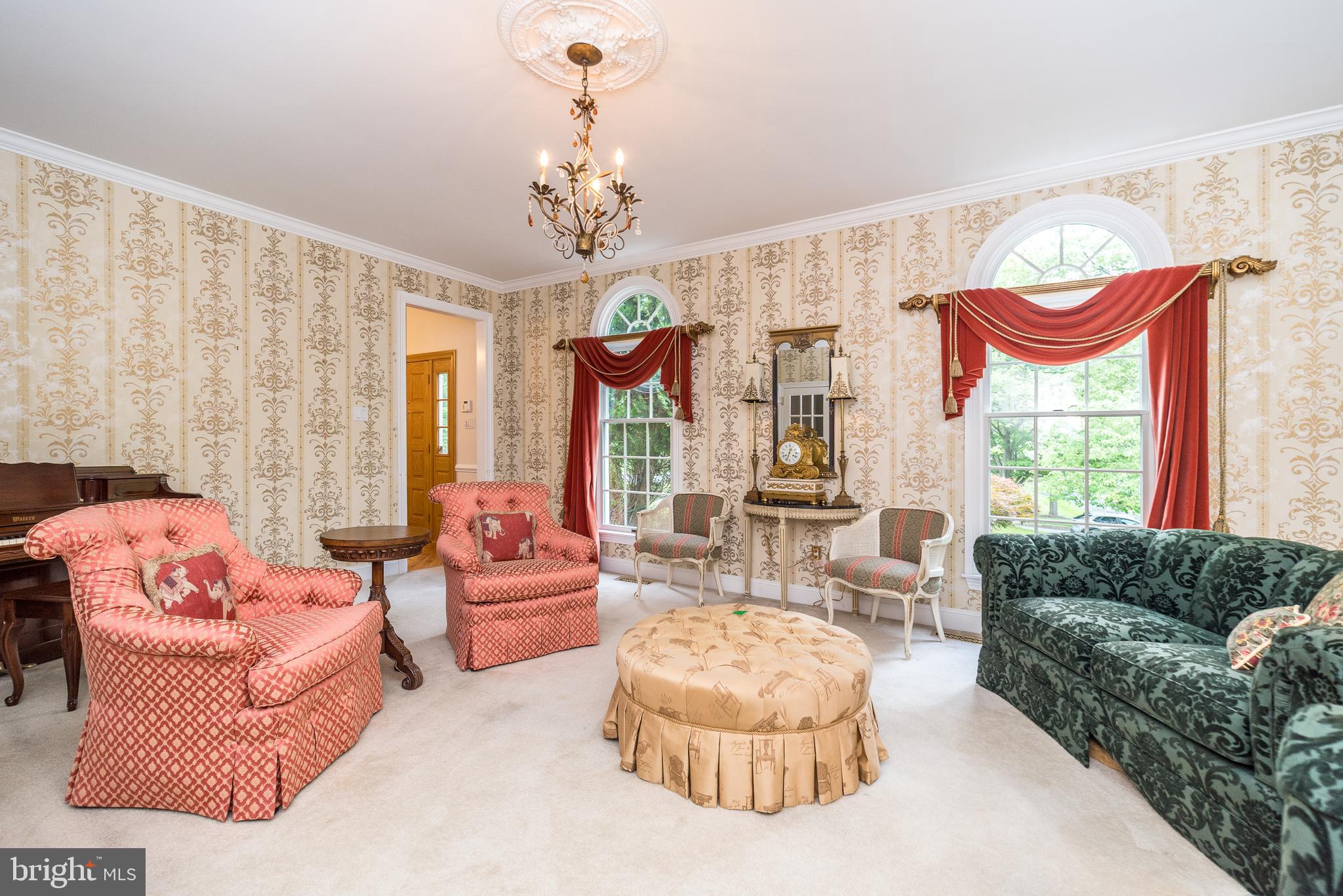 GWYNEDD KNOLL - Residential
