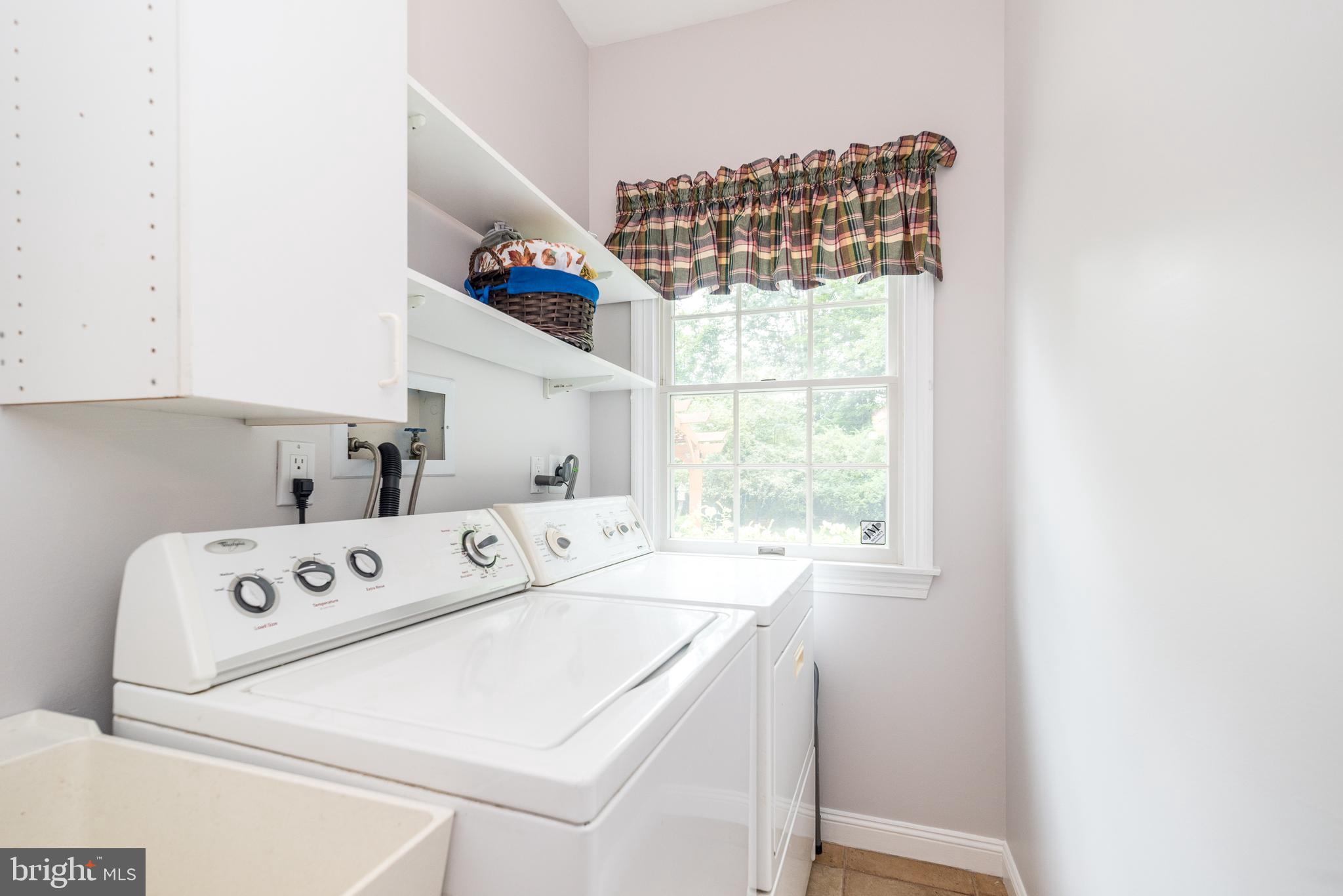 GWYNEDD KNOLL - Residential