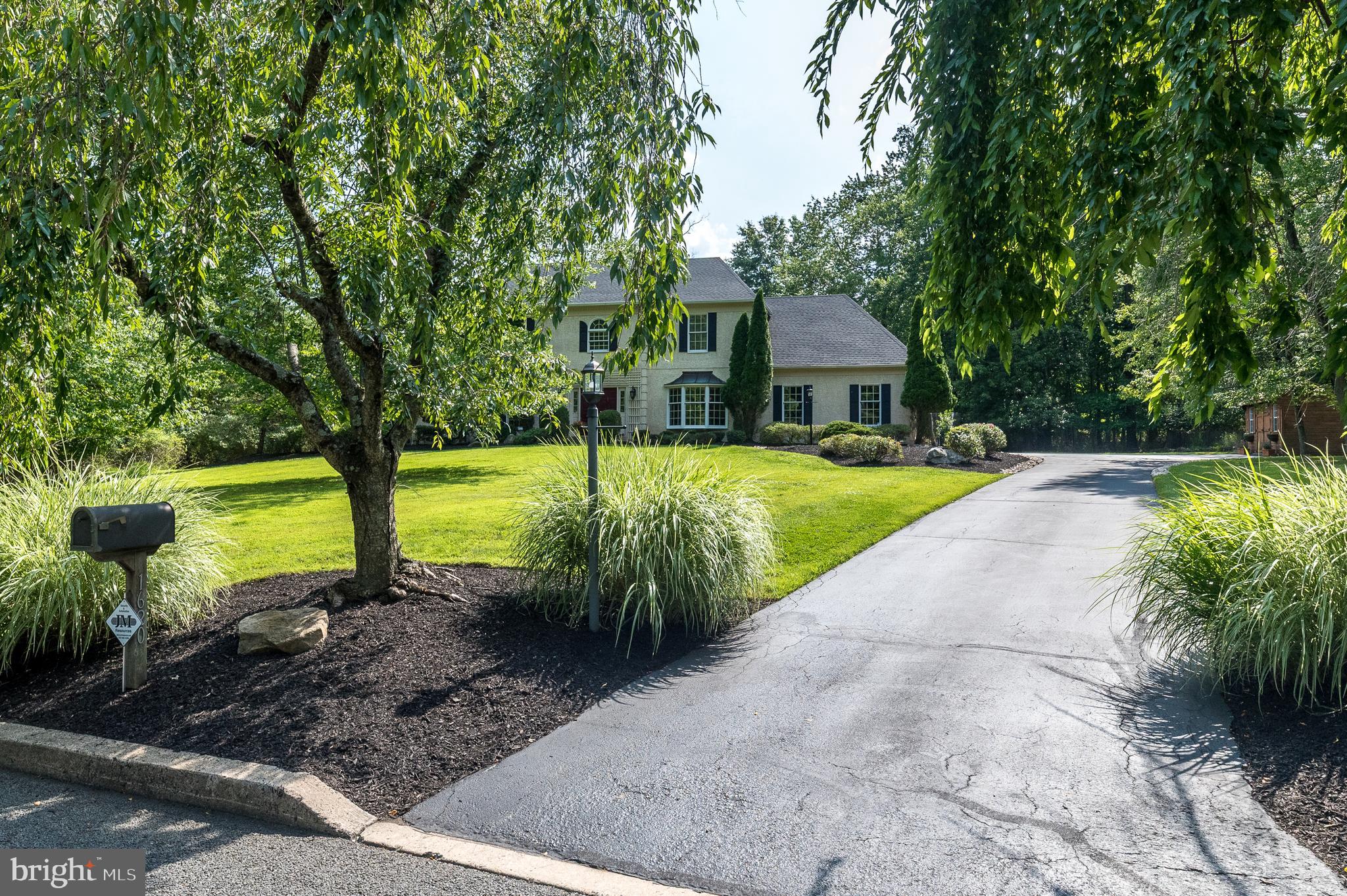 GWYNEDD KNOLL - Residential