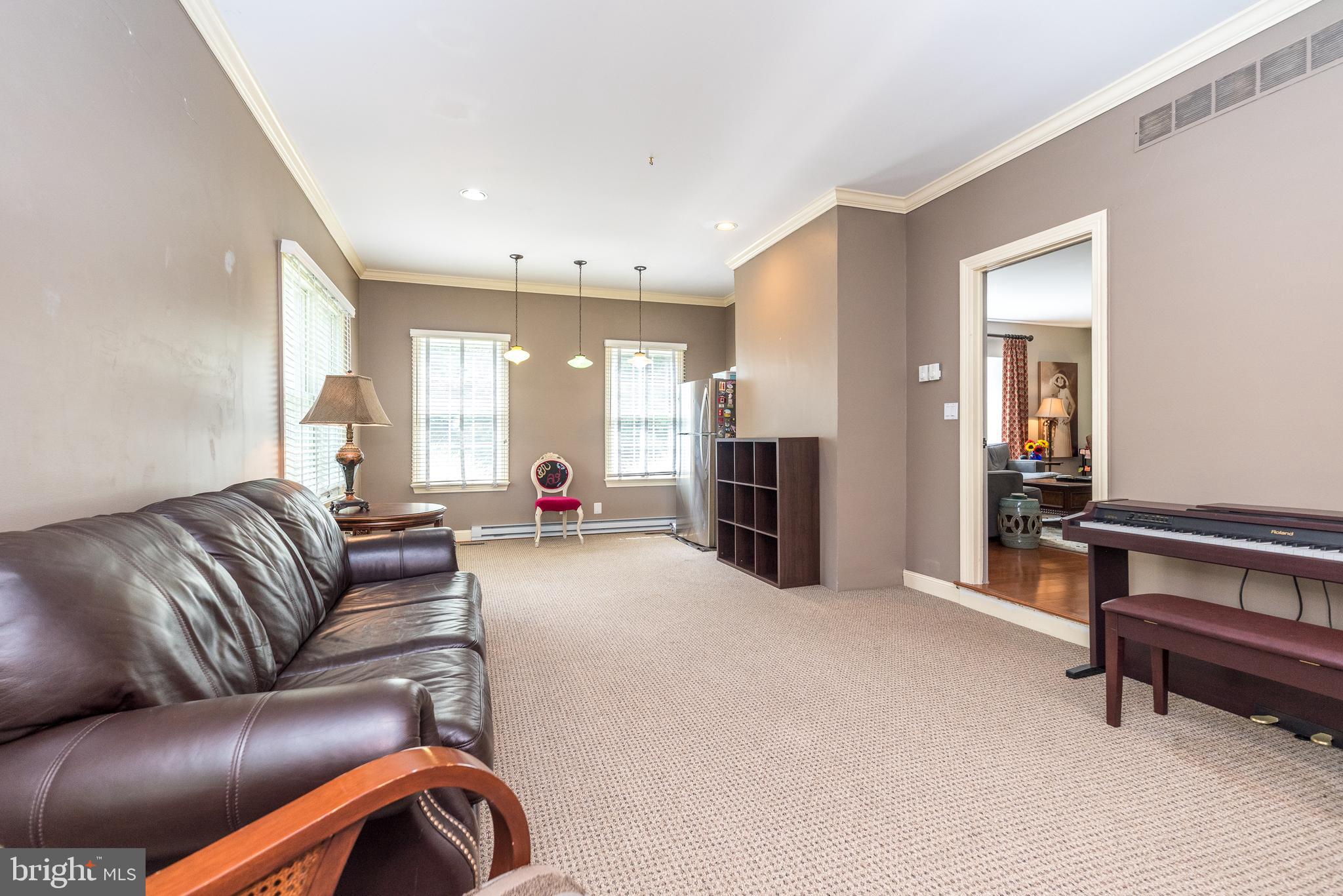 GWYNEDD KNOLL - Residential