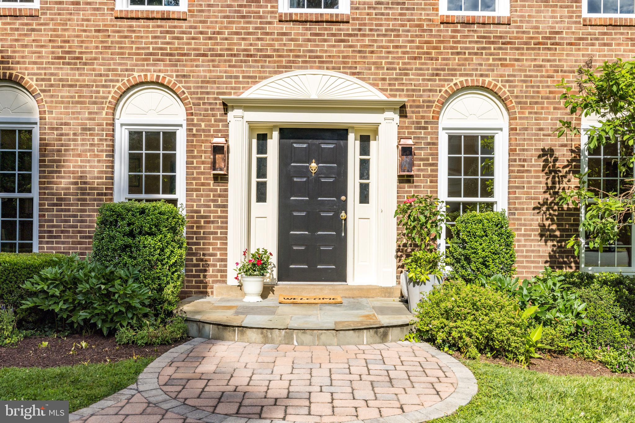 MC LEAN HUNT ESTATES - Residential