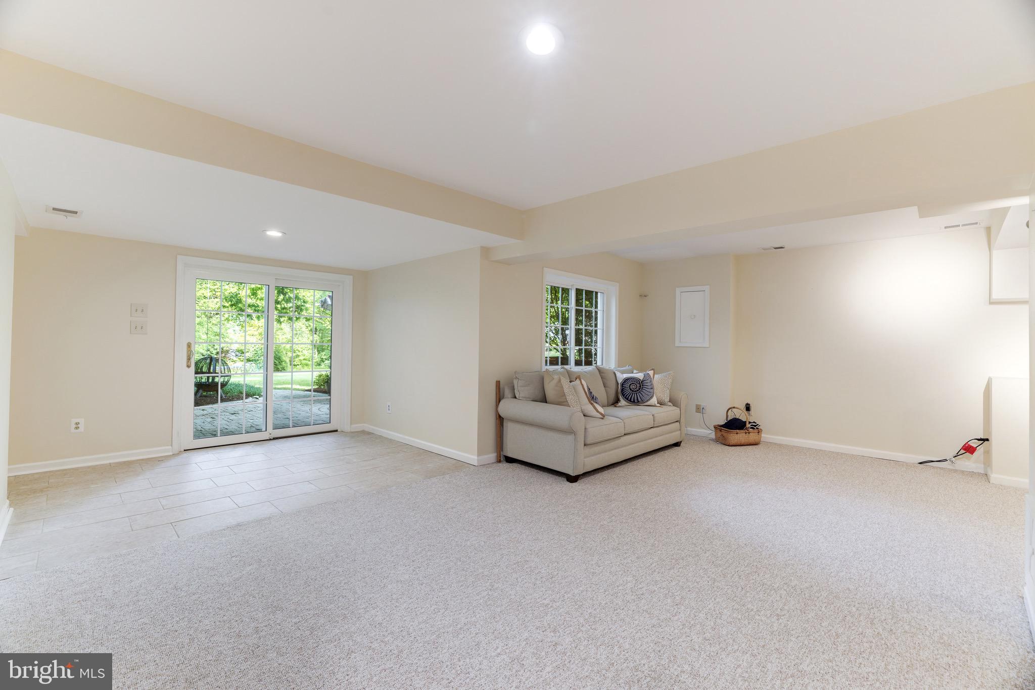 MC LEAN HUNT ESTATES - Residential