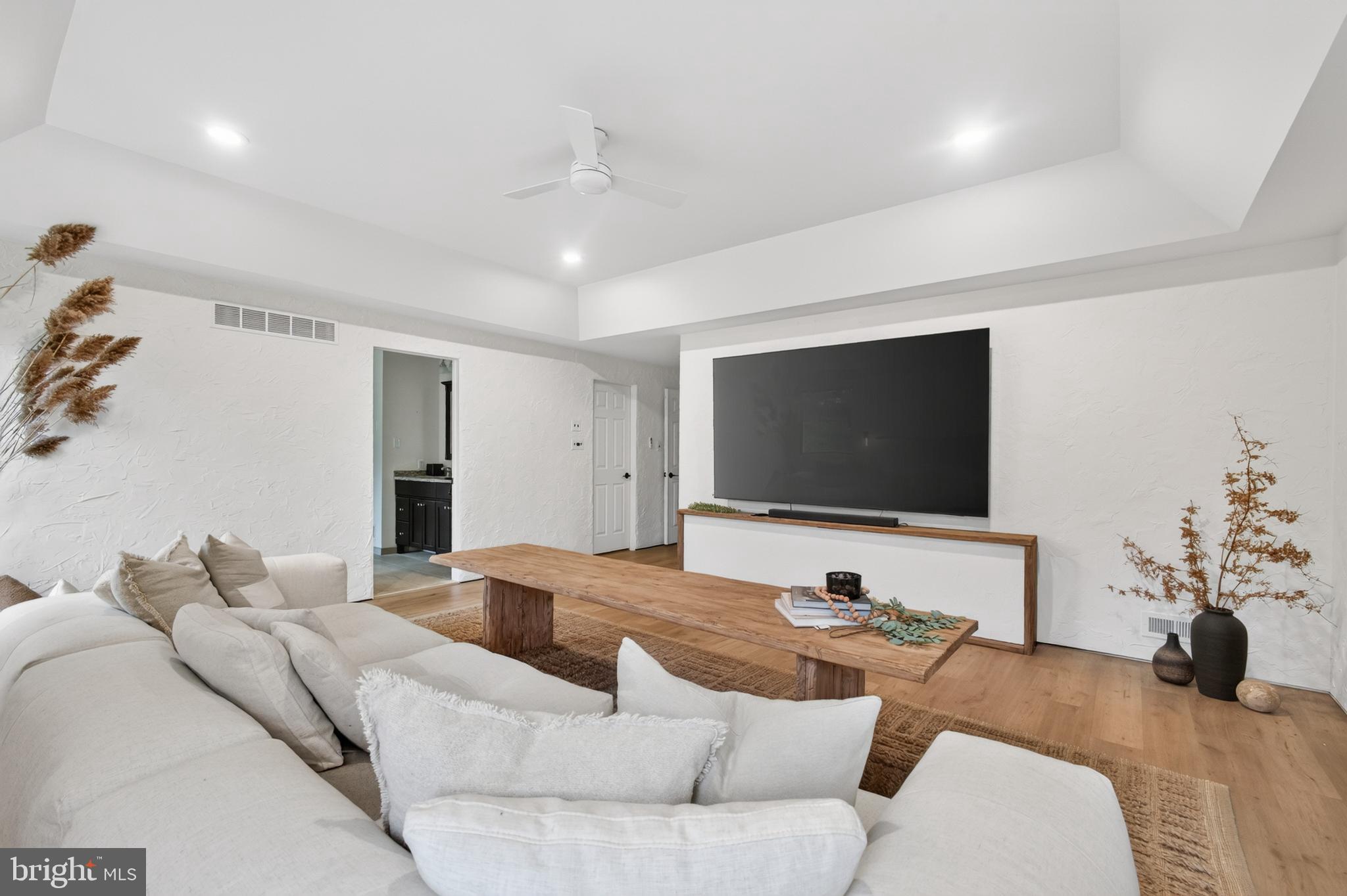 LITTLE CREEK - Residential