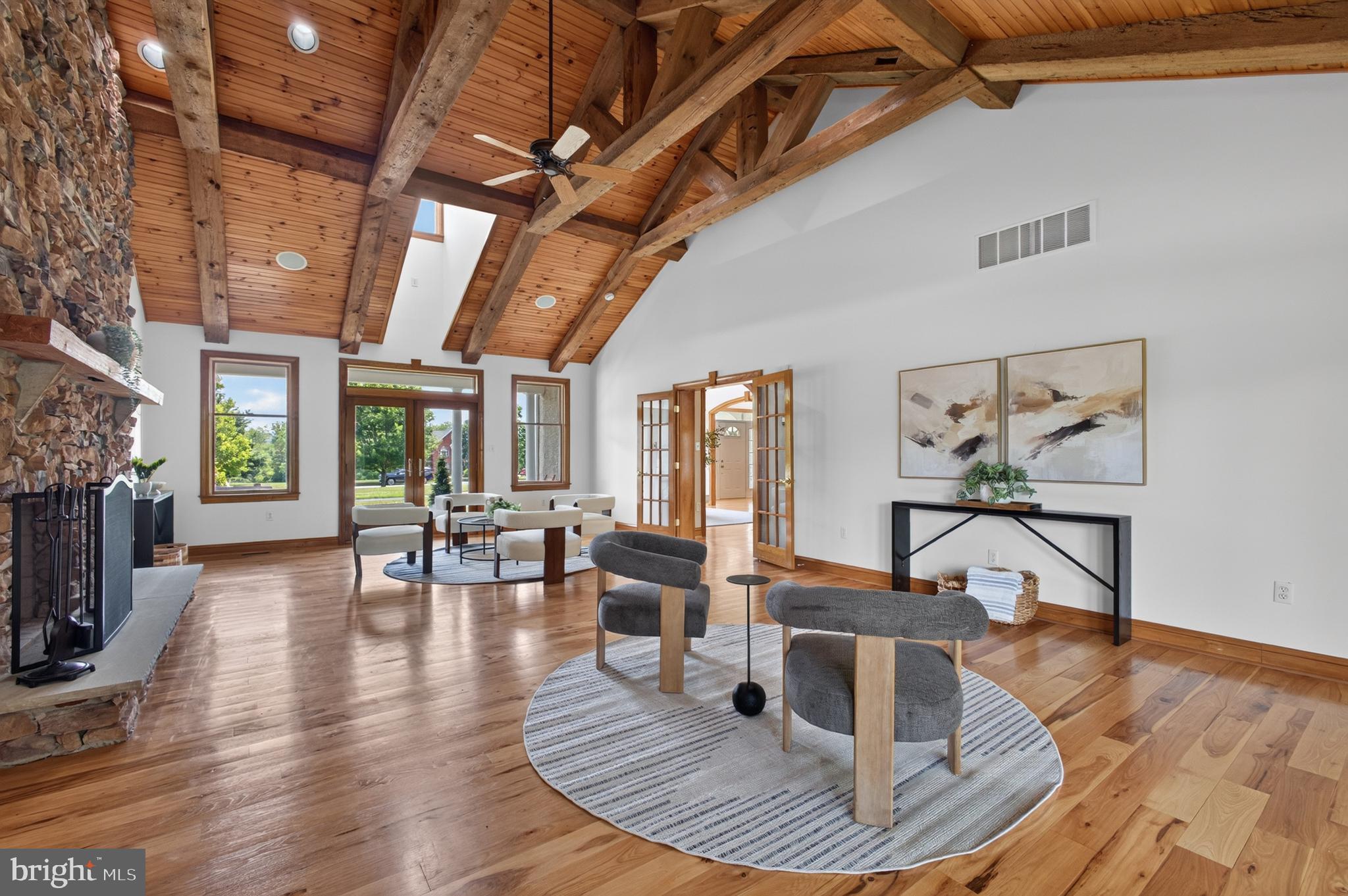LITTLE CREEK - Residential