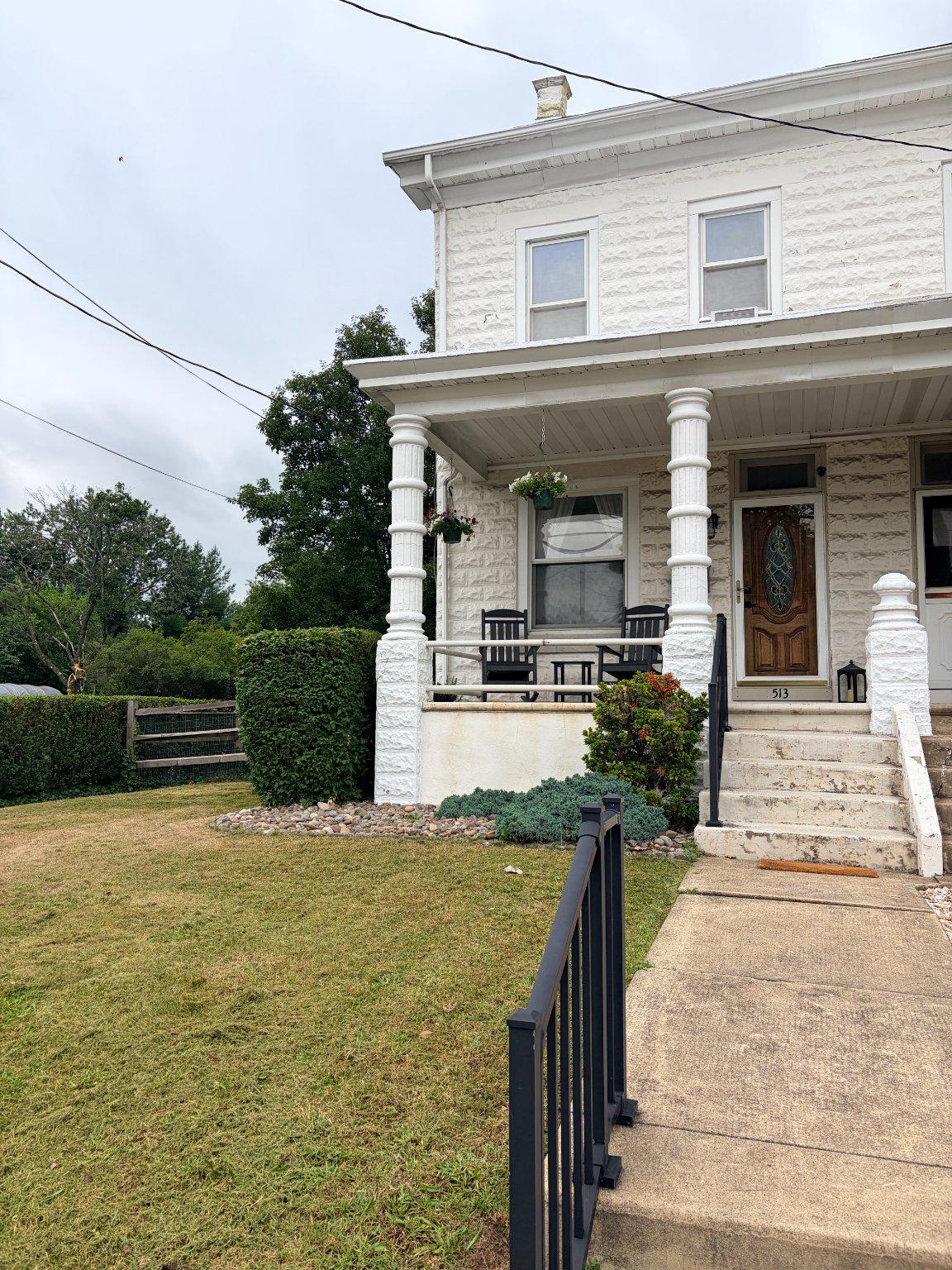 PENNSBURG - Residential