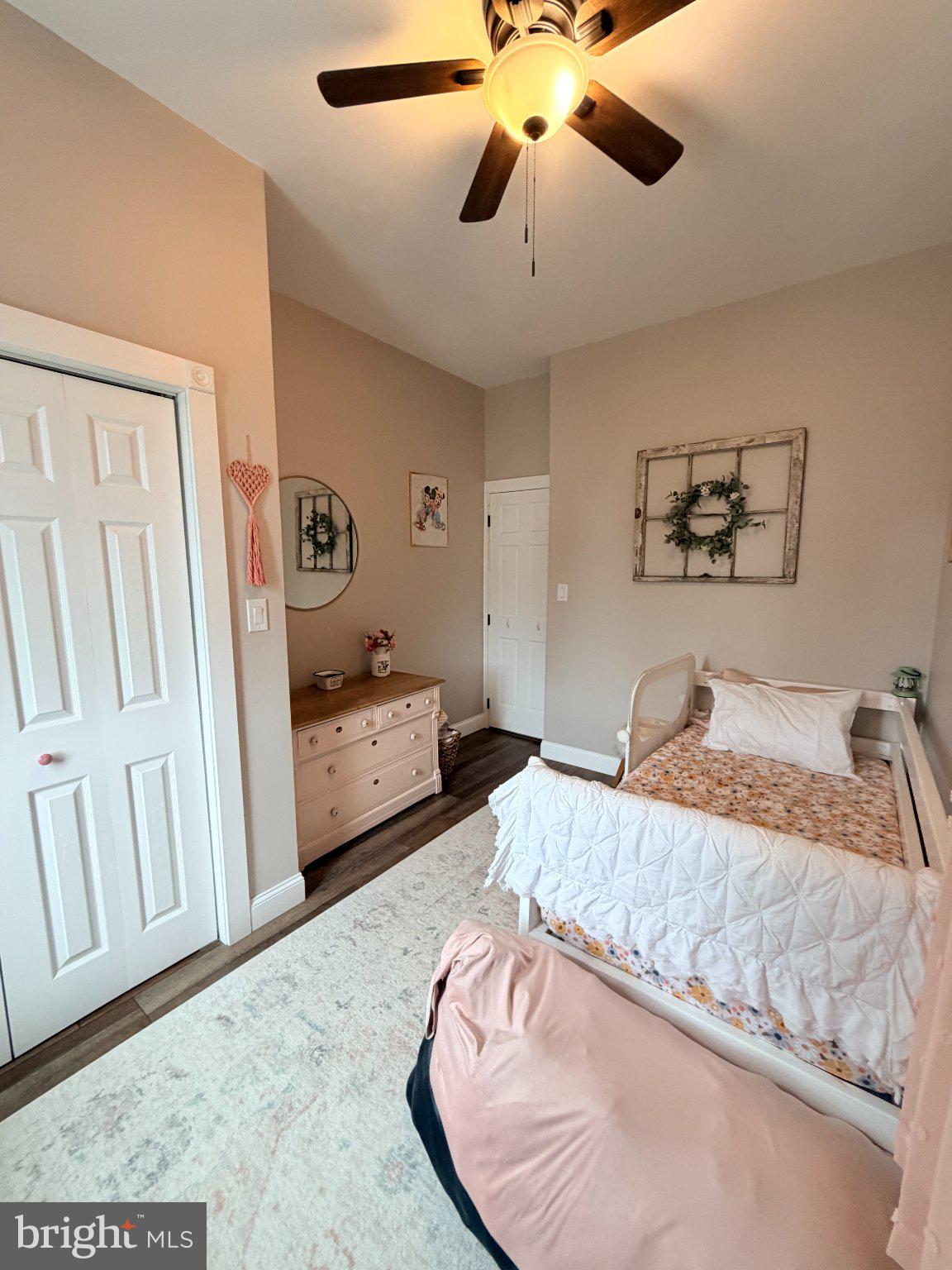 PENNSBURG - Residential