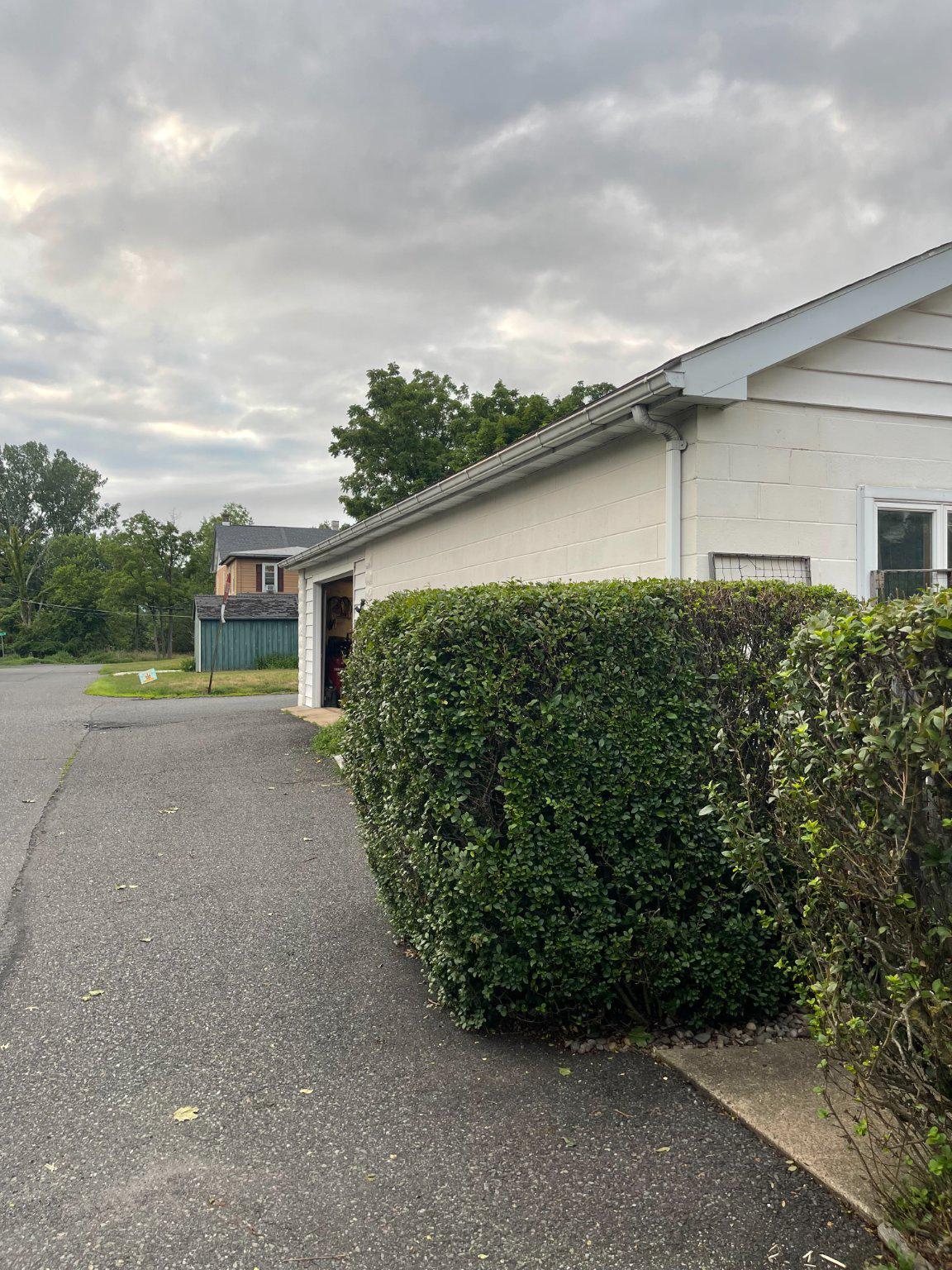 PENNSBURG - Residential
