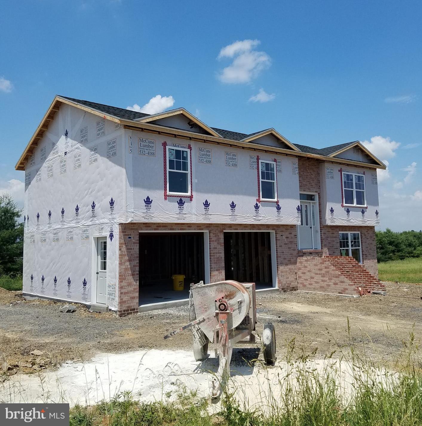 New construction in Thornwood. 3 Bedroom, 2 Bath Bi-level features a finished lower level family room, custom kitchen cabinets, ceramic floors in the kitchen and bath. $100. HOA initiation fee due at settlement. Taxes are estimated