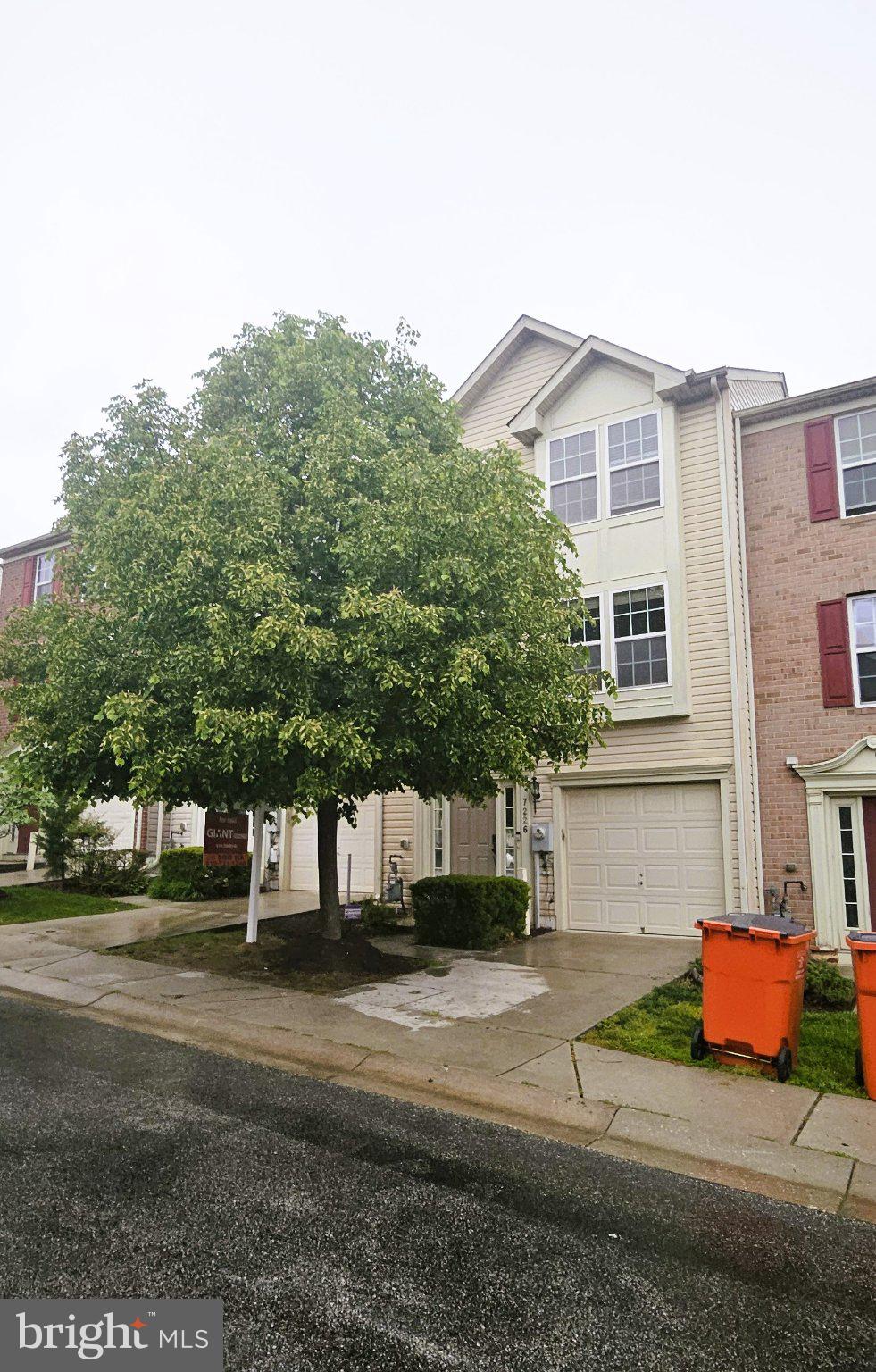 VILLAGE TOWNS - Residential