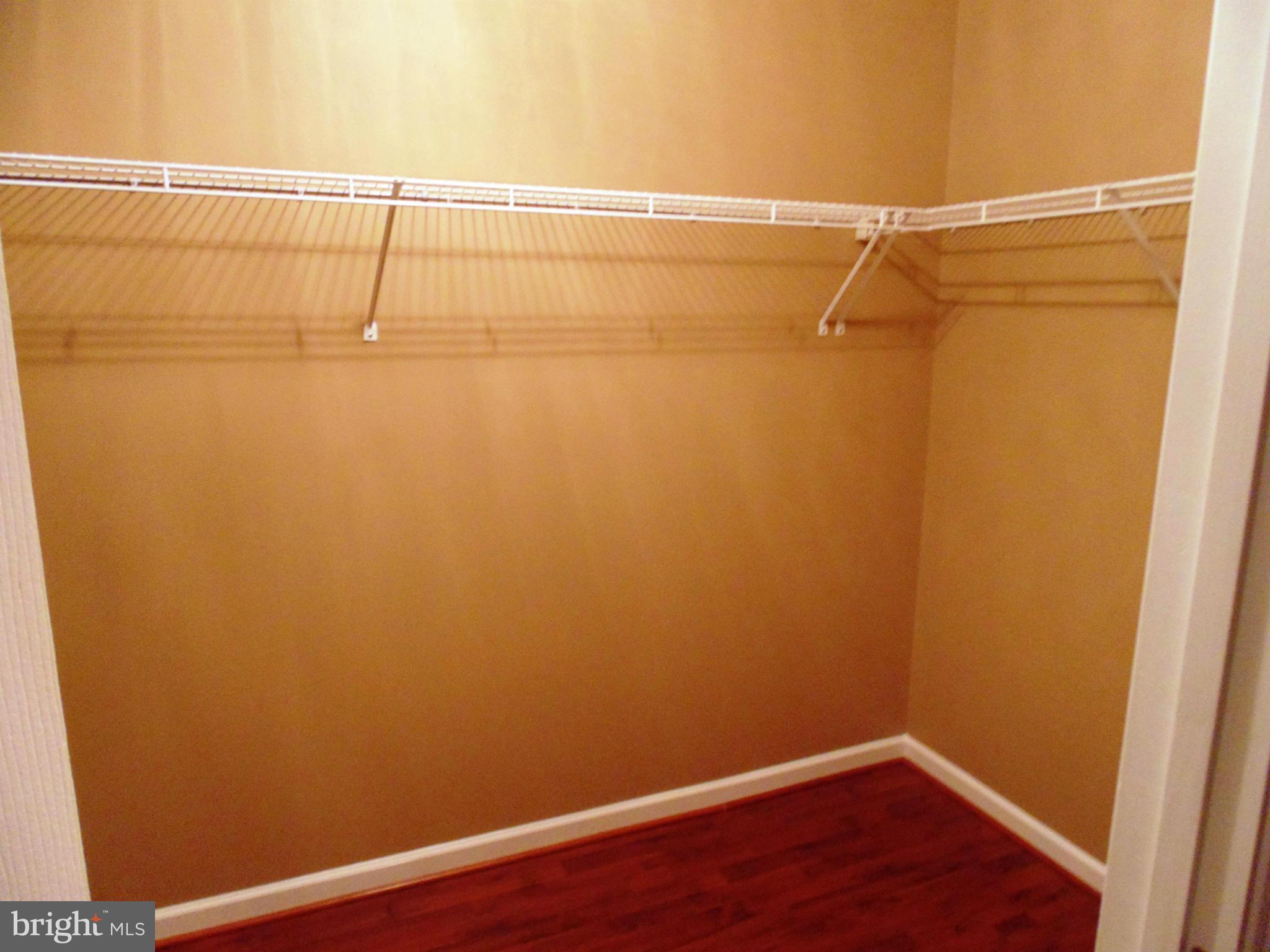 PLEASANT VIEW - Residential Lease