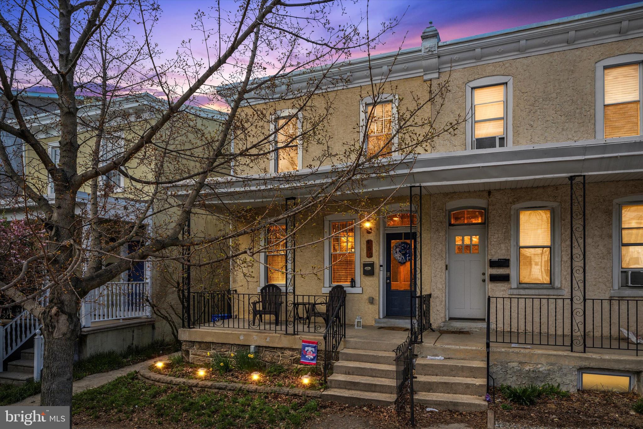 ROXBOROUGH - Residential
