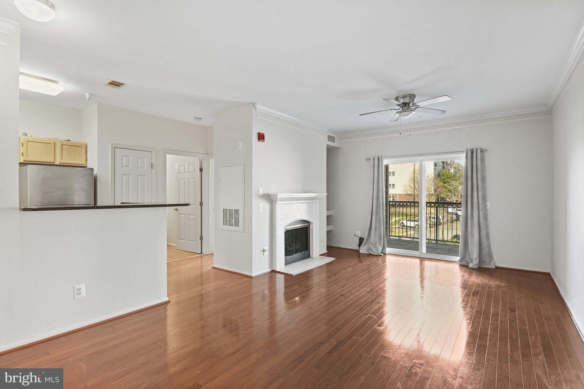 GATES OF MCLEAN - Residential
