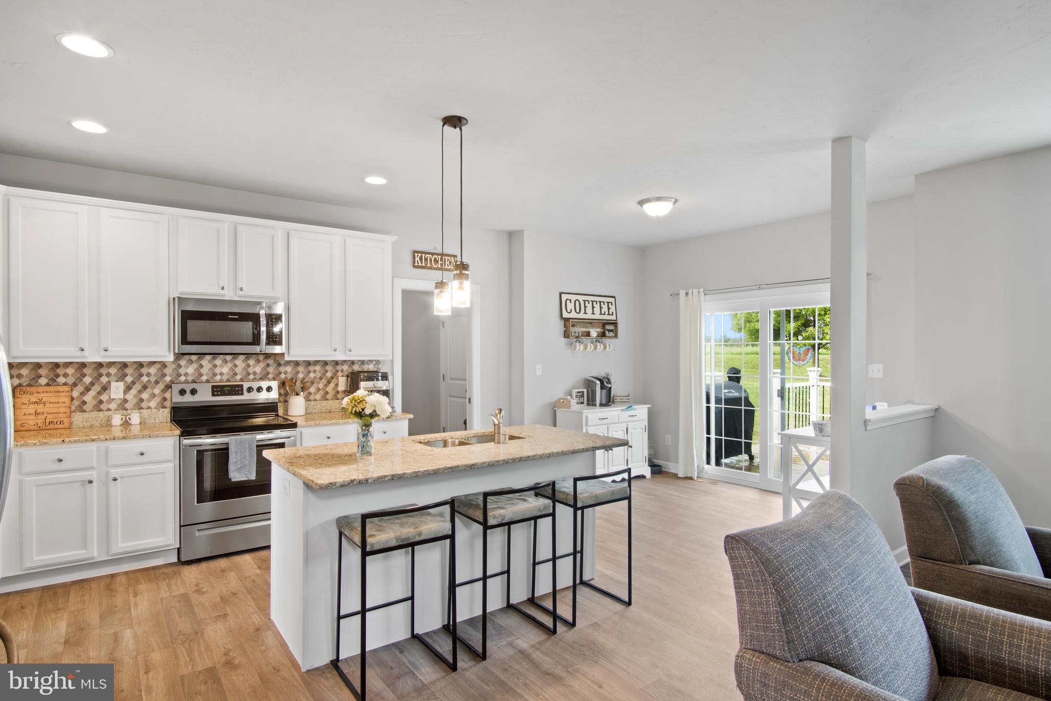 SALEM OVERLOOK - Residential