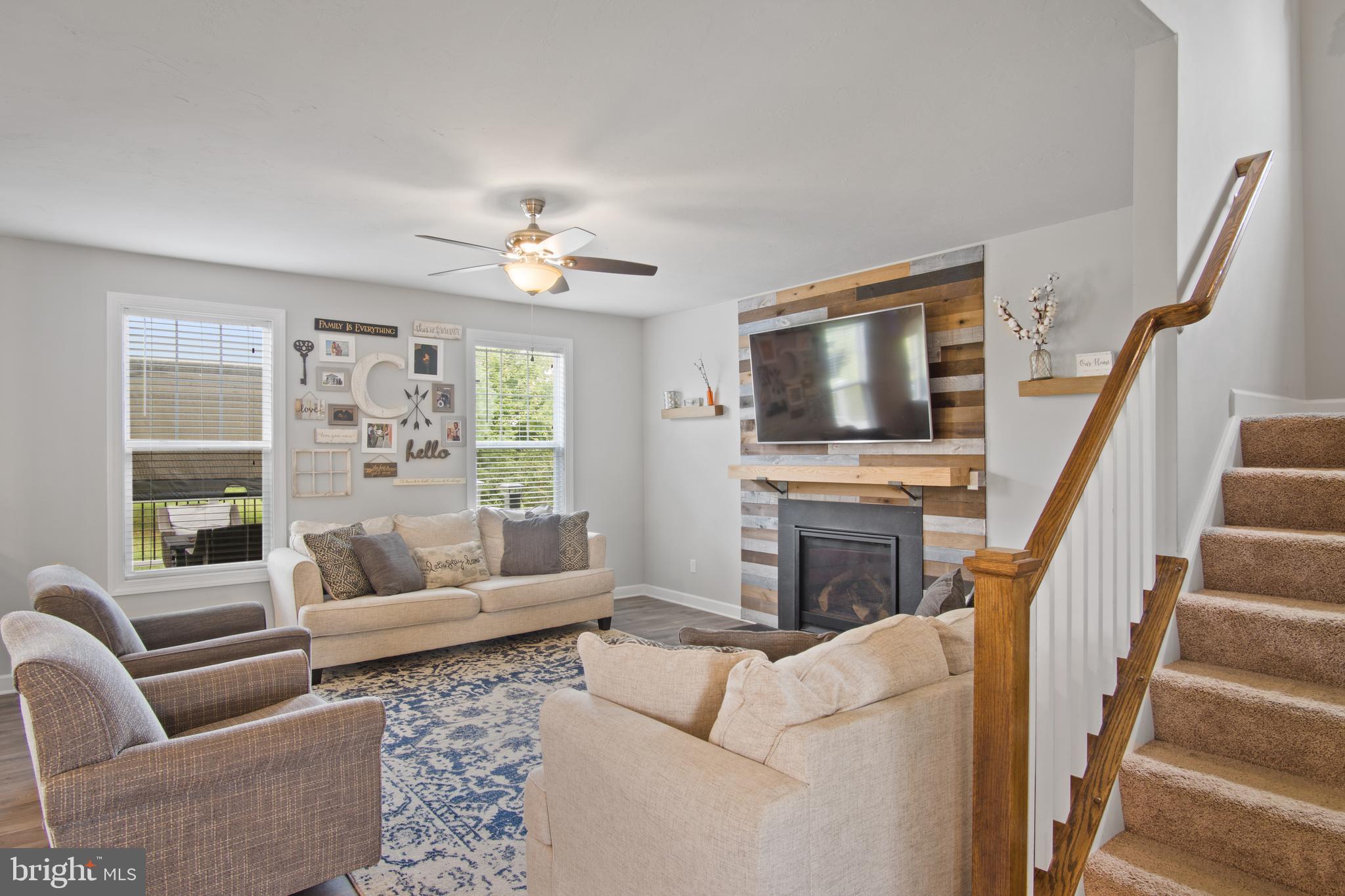 SALEM OVERLOOK - Residential