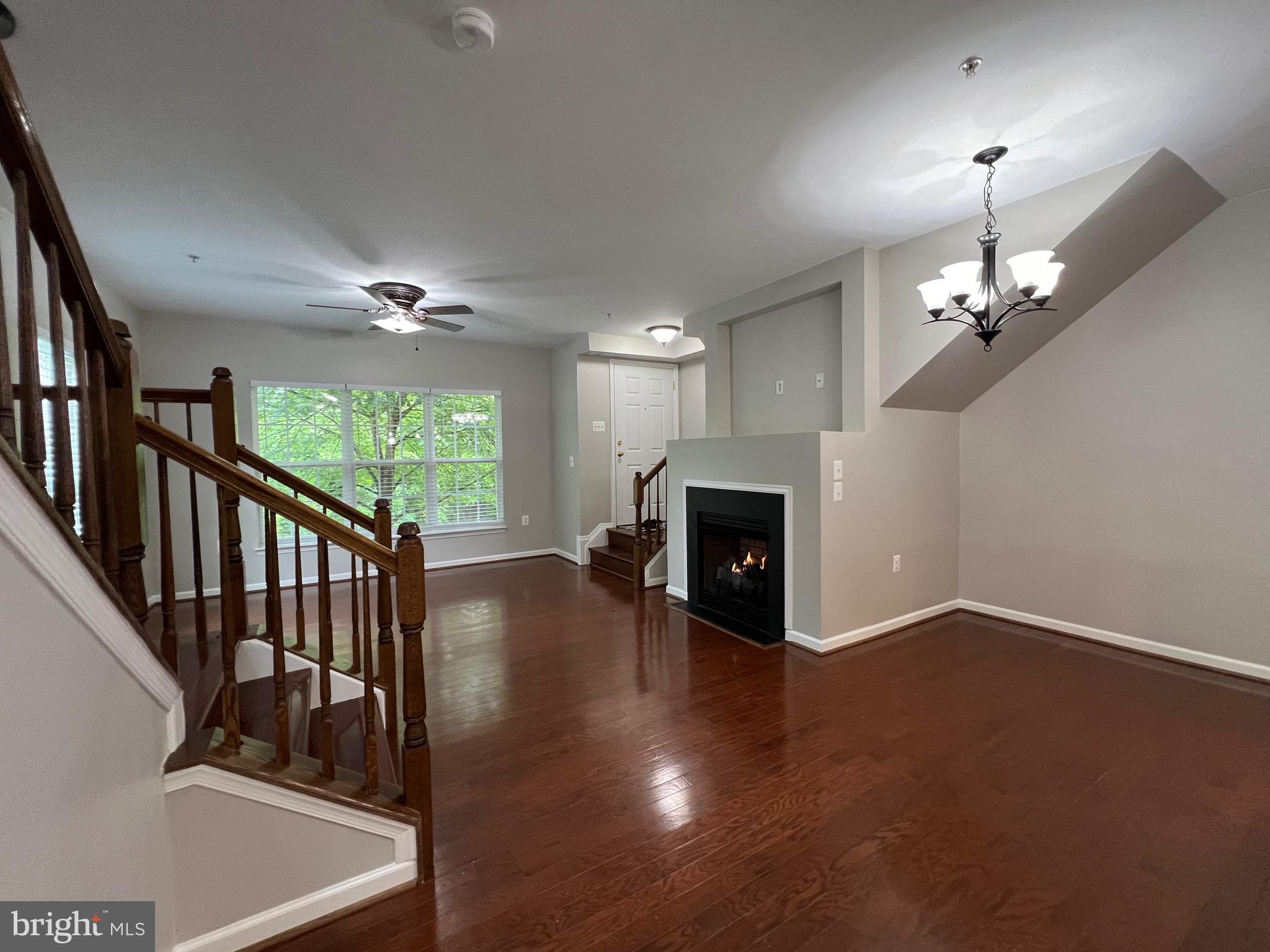 MARKET CENTER CONDOMINIUM - Residential Lease