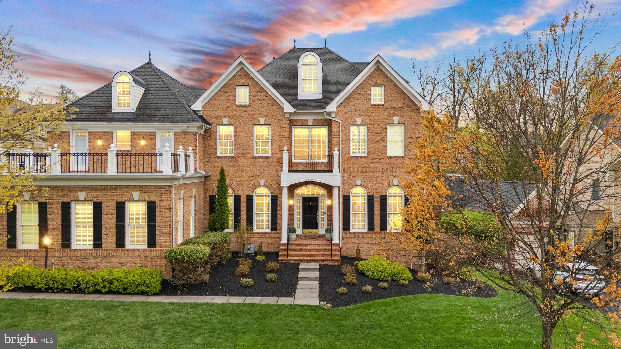 LANSDOWNE ON THE POTOMAC - Residential