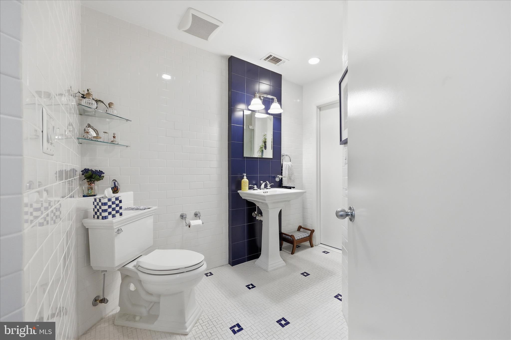 CLOVER HILL - Residential
