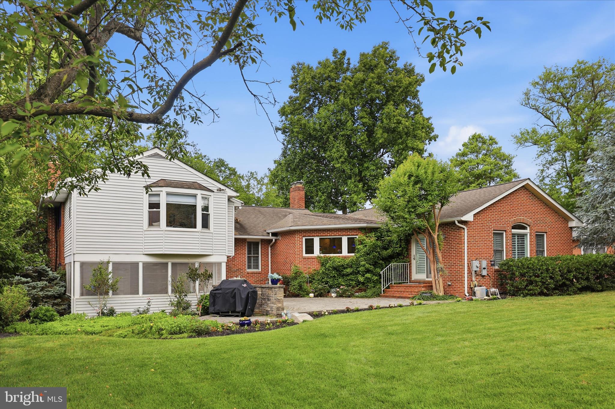CLOVER HILL - Residential