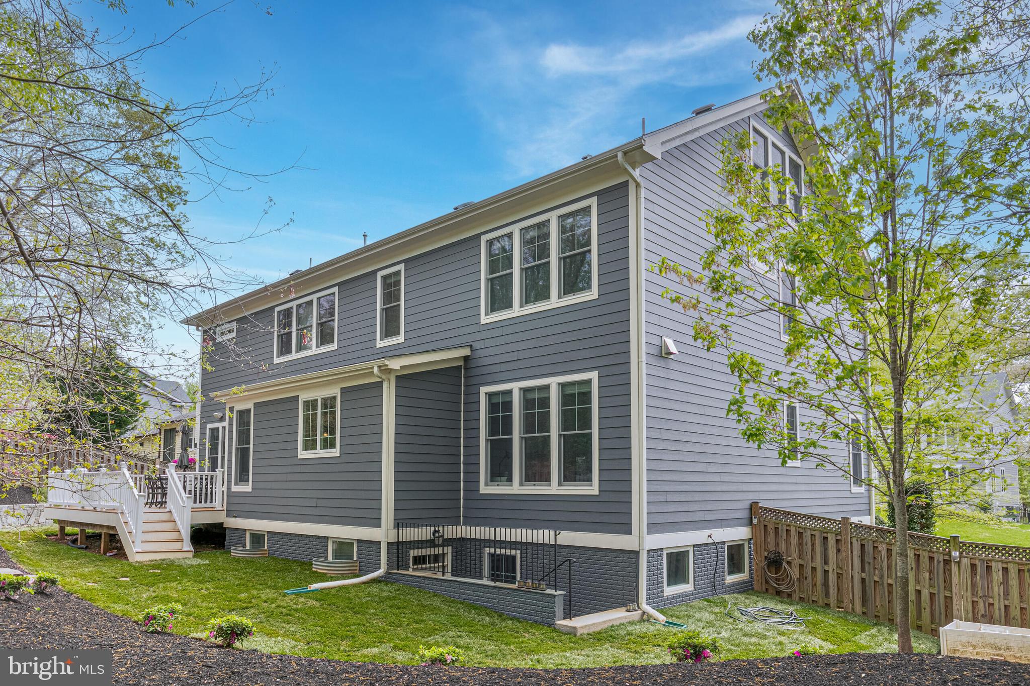 TIBURON - Residential