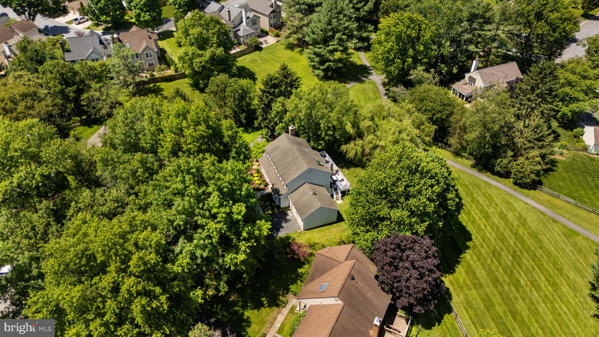 THE DOWNS - MONTG VILL - Residential