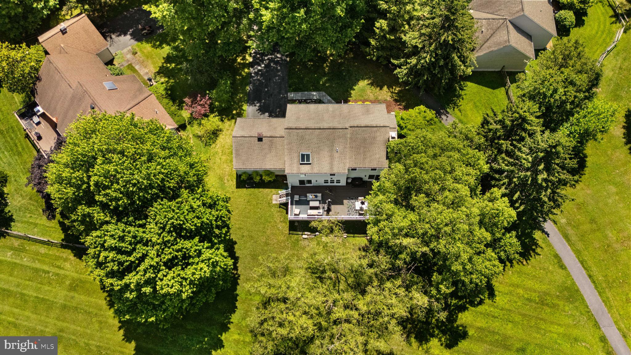 THE DOWNS - MONTG VILL - Residential