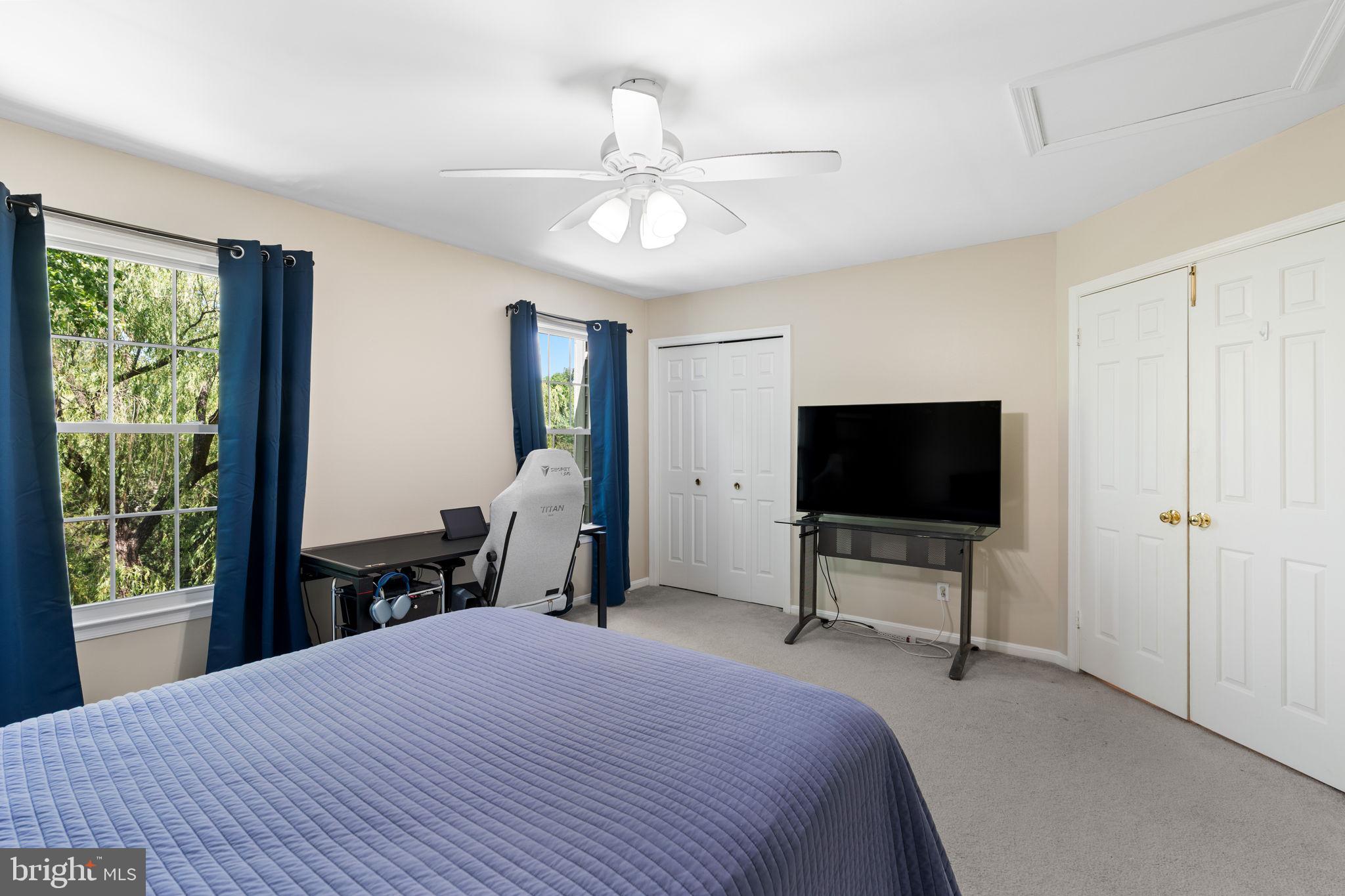 THE DOWNS - MONTG VILL - Residential