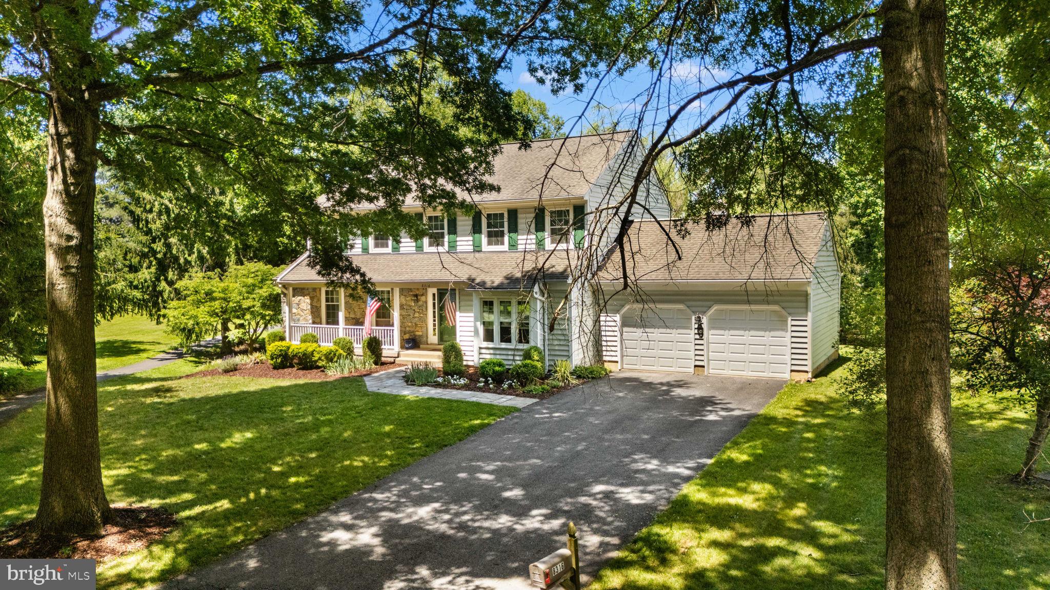 THE DOWNS - MONTG VILL - Residential