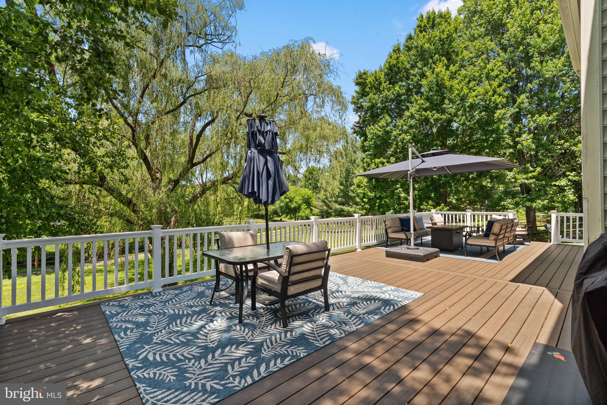 THE DOWNS - MONTG VILL - Residential