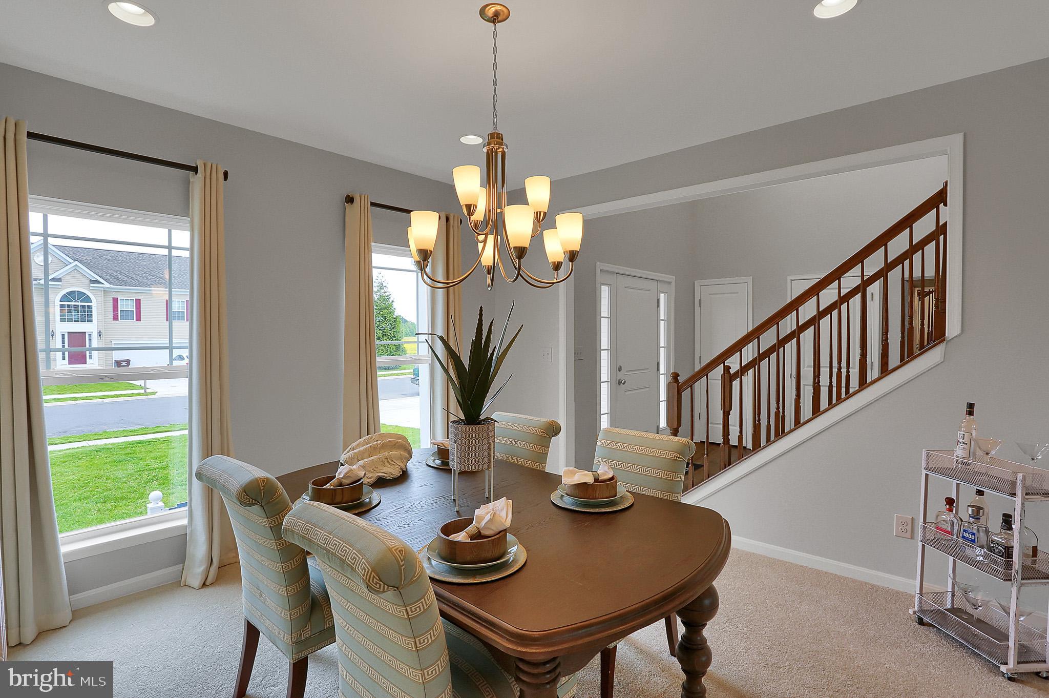 MONTGOMERY OAKS - Residential