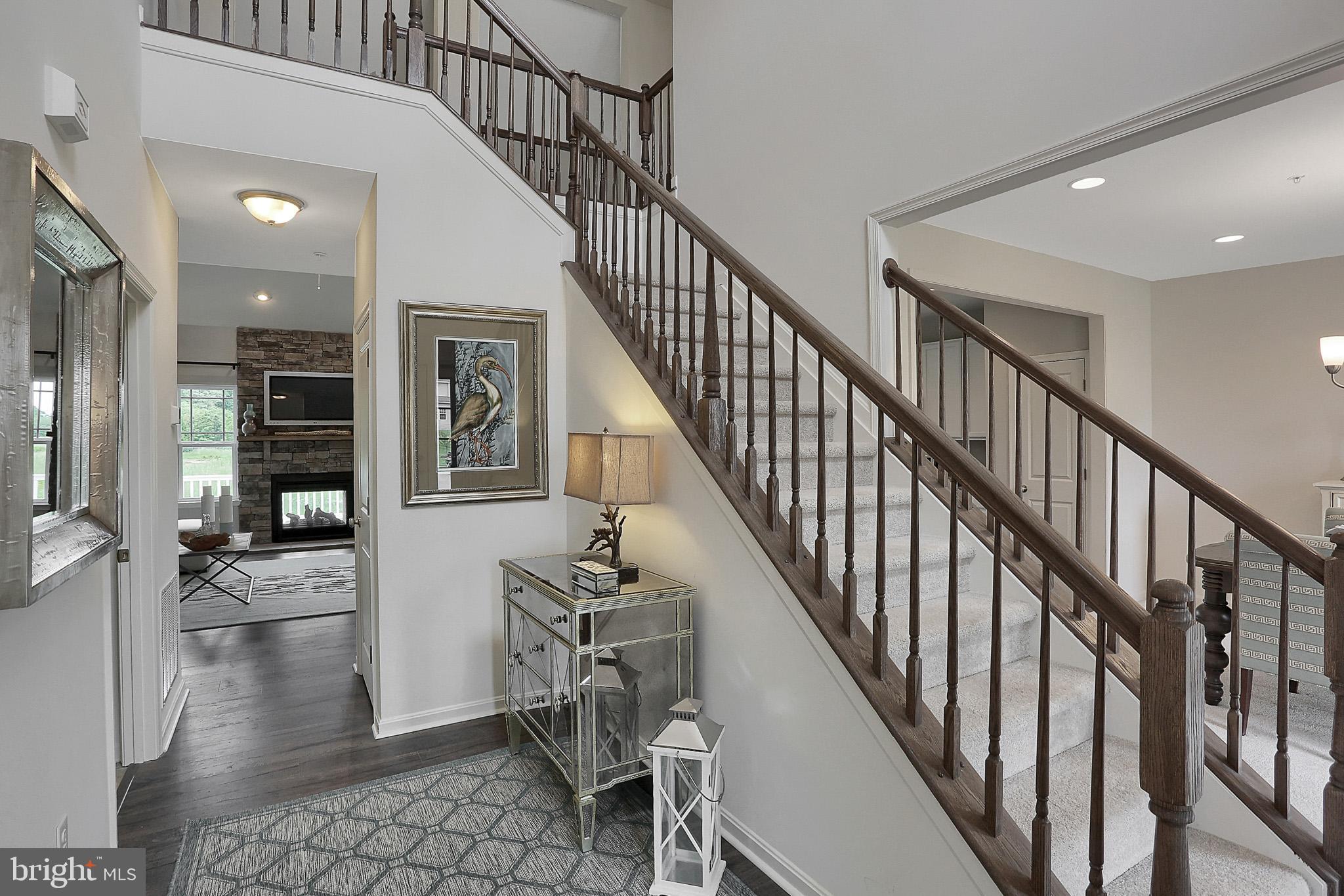 MONTGOMERY OAKS - Residential